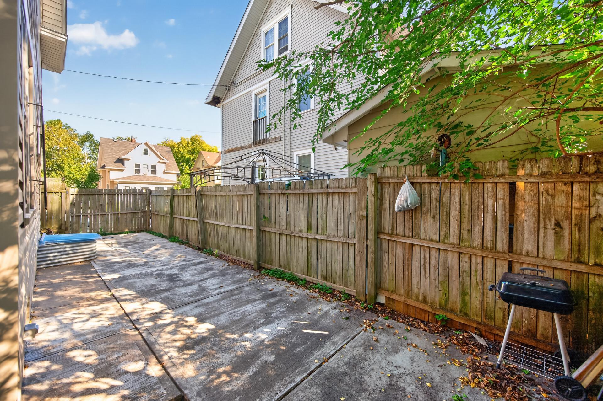 View of Residential at 115 35th Street, Minneapolis MN 55408, Minneapolis (30 of 30) - Mike Wilen | Minnesota Team Real Estate