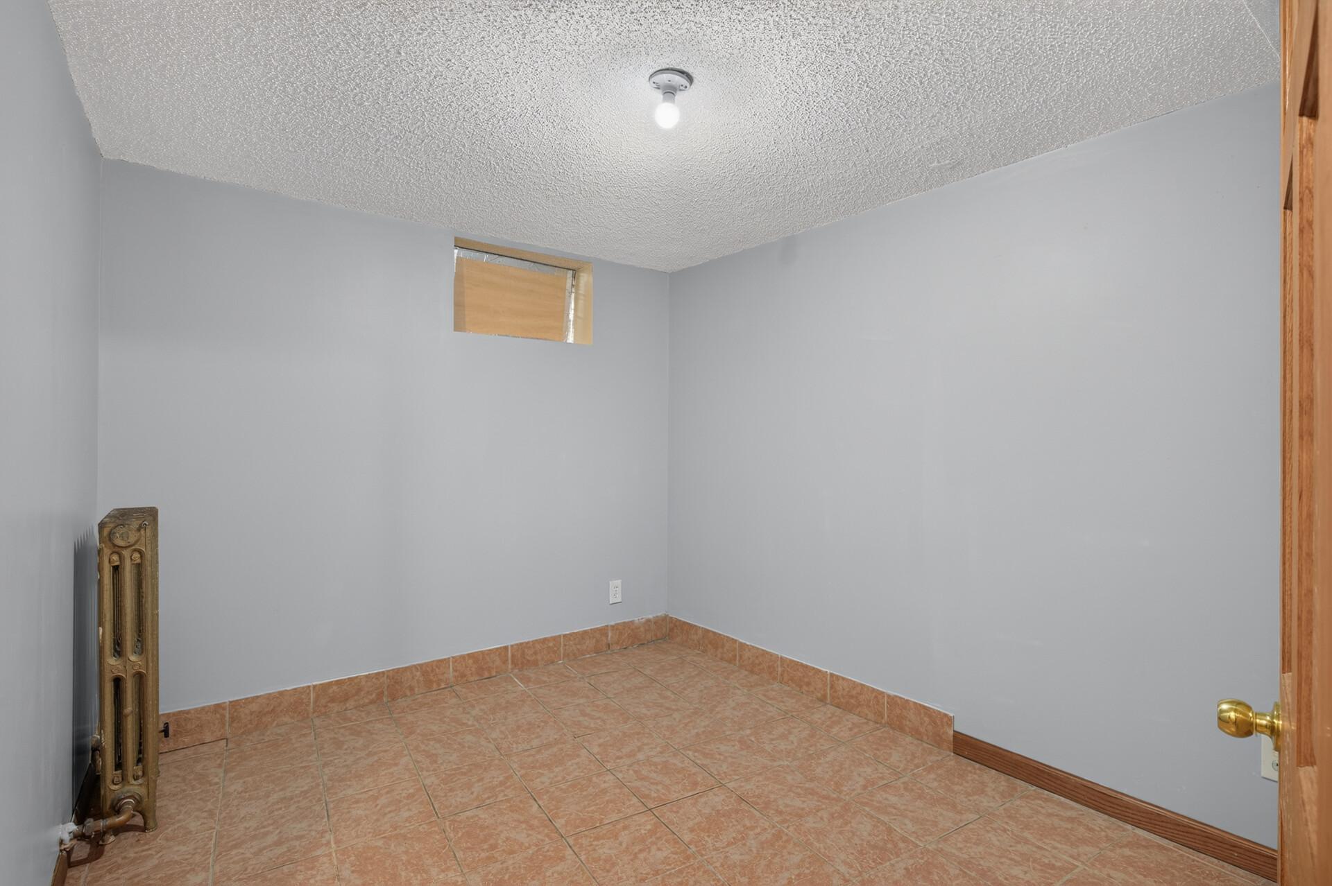 View of Residential at 115 35th Street, Minneapolis MN 55408, Minneapolis (22 of 30) - Mike Wilen | Minnesota Team Real Estate