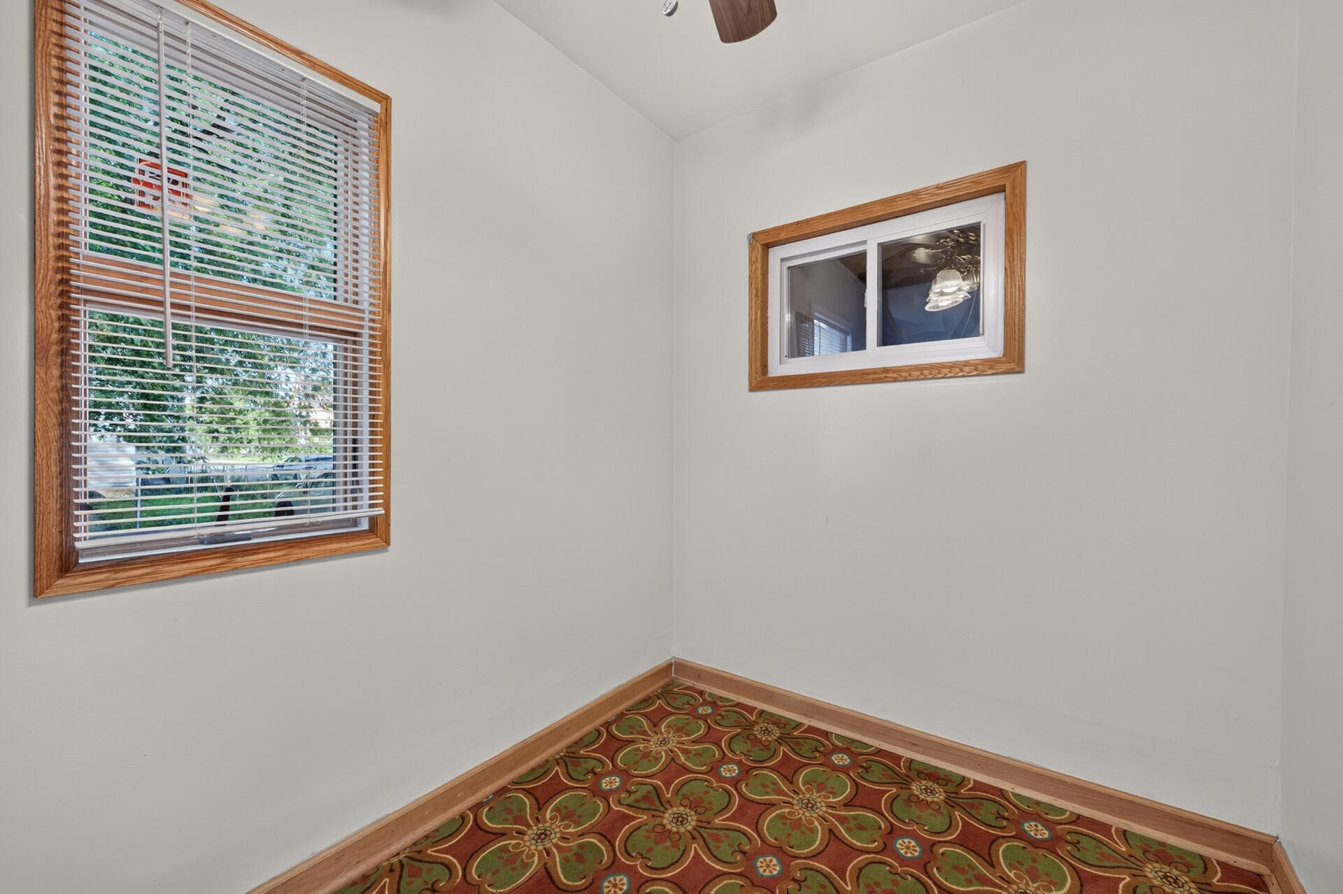 View of Residential at 115 35th Street, Minneapolis MN 55408, Minneapolis (12 of 30) - Mike Wilen | Minnesota Team Real Estate