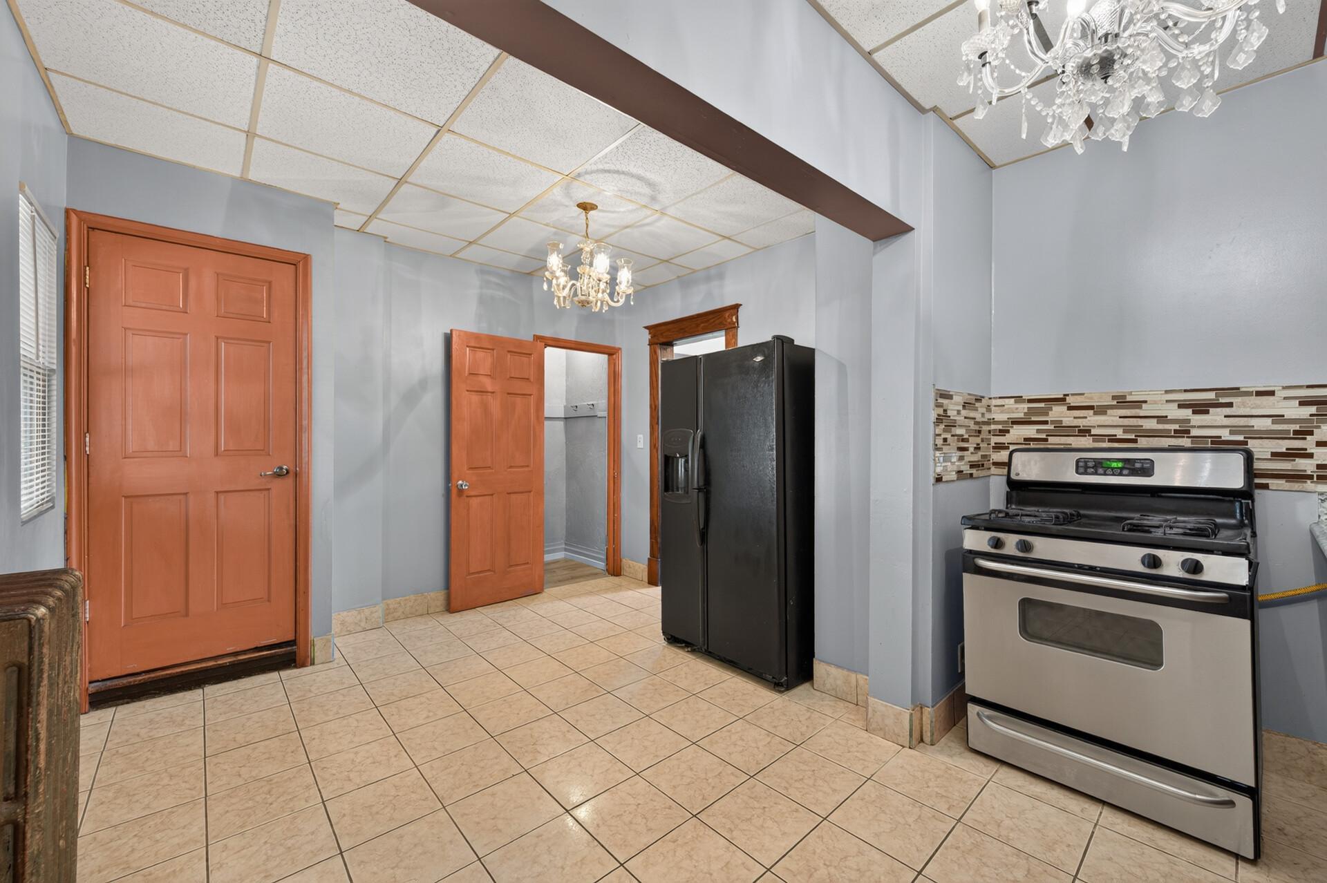 View of Residential at 115 35th Street, Minneapolis MN 55408, Minneapolis (11 of 30) - Mike Wilen | Minnesota Team Real Estate