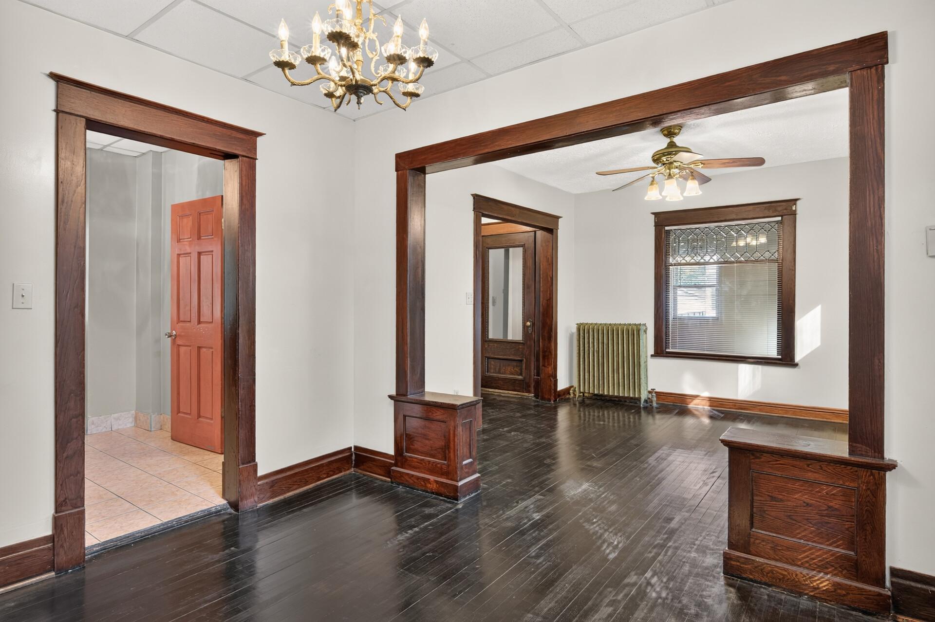 View of Residential at 115 35th Street, Minneapolis MN 55408, Minneapolis (8 of 30) - Mike Wilen | Minnesota Team Real Estate
