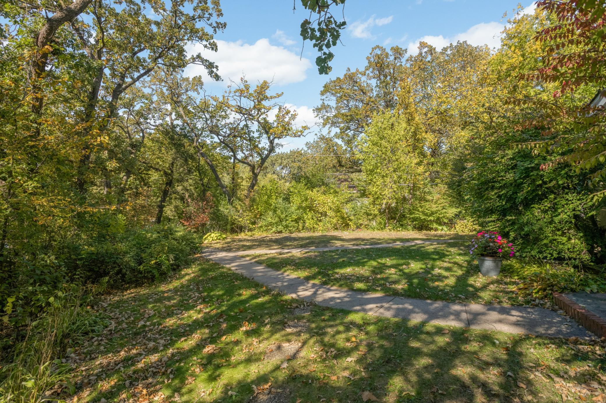 View of Residential Income at 10 Benhill Road, Saint Paul MN 55105, Saint Paul (6 of 46) - Mike Wilen | Minnesota Team Real Estate