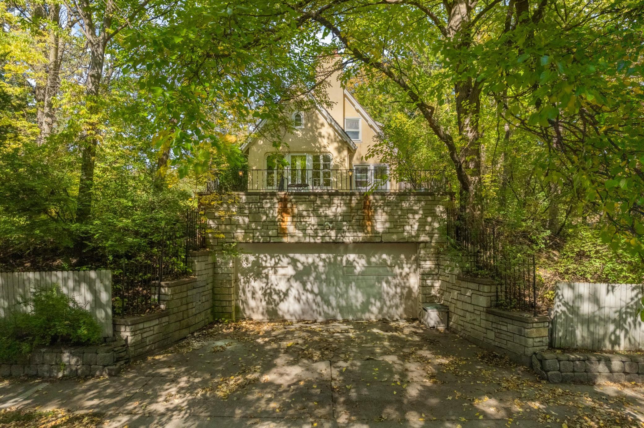 View of Residential Income at 10 Benhill Road, Saint Paul MN 55105, Saint Paul (27 of 46) - Mike Wilen | Minnesota Team Real Estate