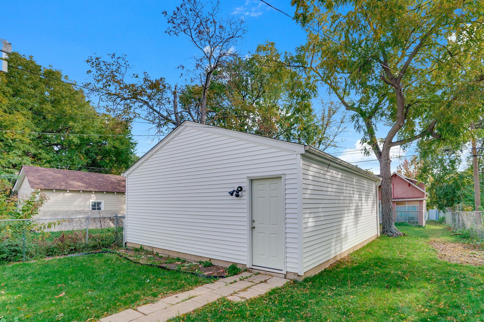 View of Residential at 3422 Emerson Avenue, Minneapolis MN 55412, Minneapolis (24 of 33) - Mike Wilen | Minnesota Team Real Estate