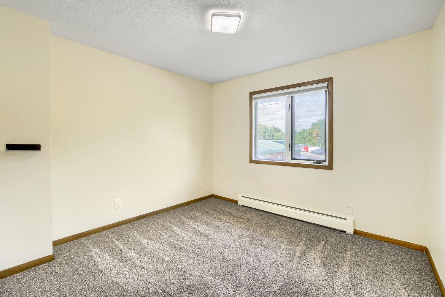 View of Residential Income at 4565 Toledo Avenue, Robbinsdale MN 55422, Robbinsdale (29 of 33) - Mike Wilen | Minnesota Team Real Estate
