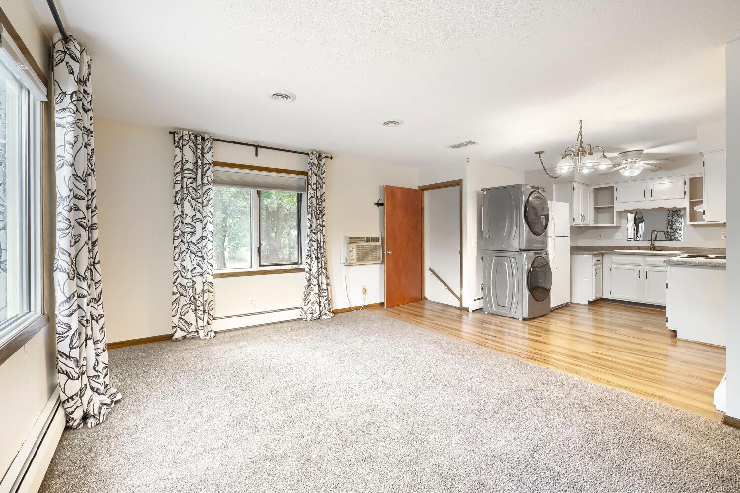 View of Residential Income at 4565 Toledo Avenue, Robbinsdale MN 55422, Robbinsdale (28 of 33) - Mike Wilen | Minnesota Team Real Estate