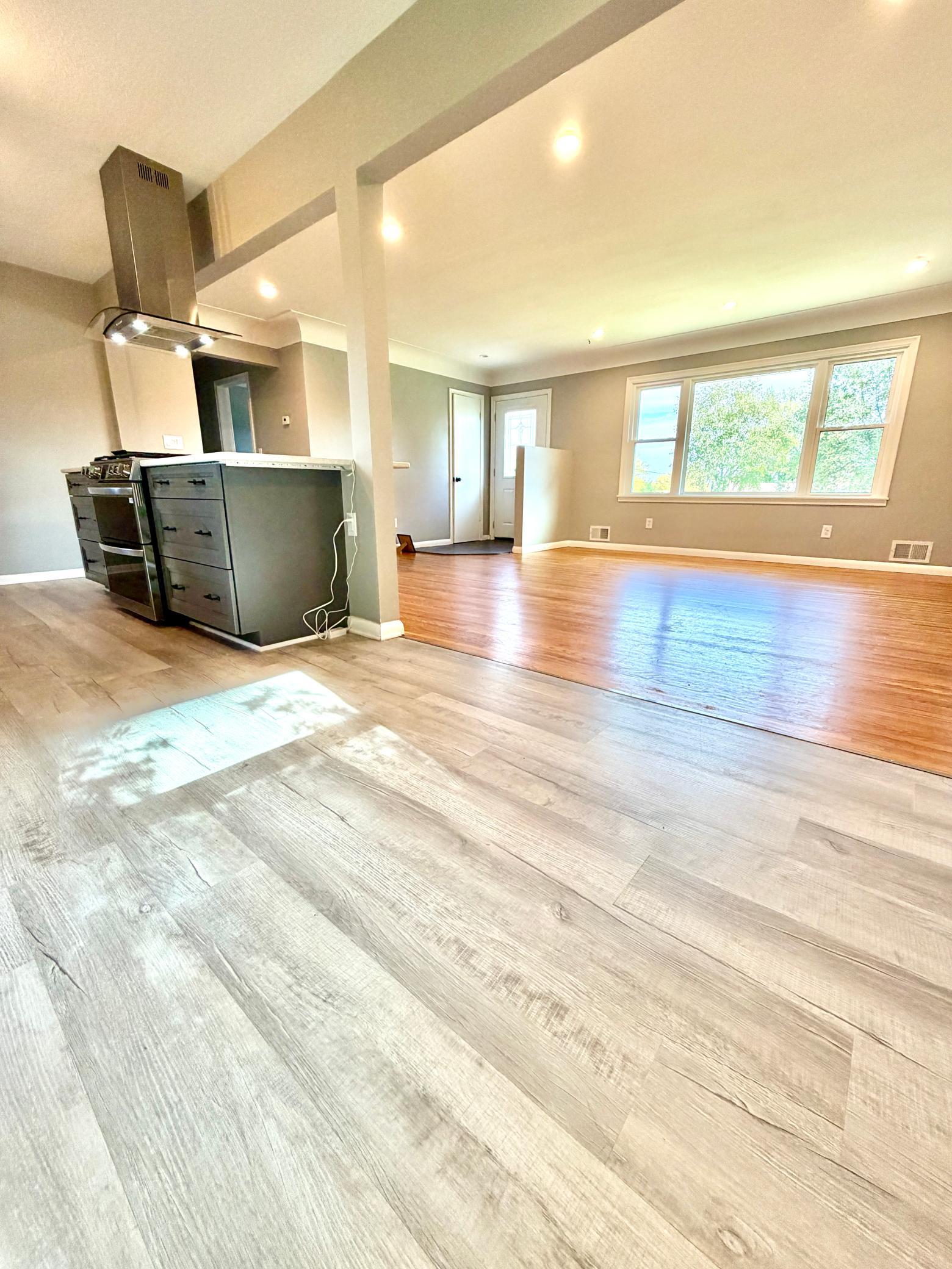 View of Residential at 950 22nd Avenue, New Brighton MN 55112, New Brighton (14 of 37) - Mike Wilen | Minnesota Team Real Estate