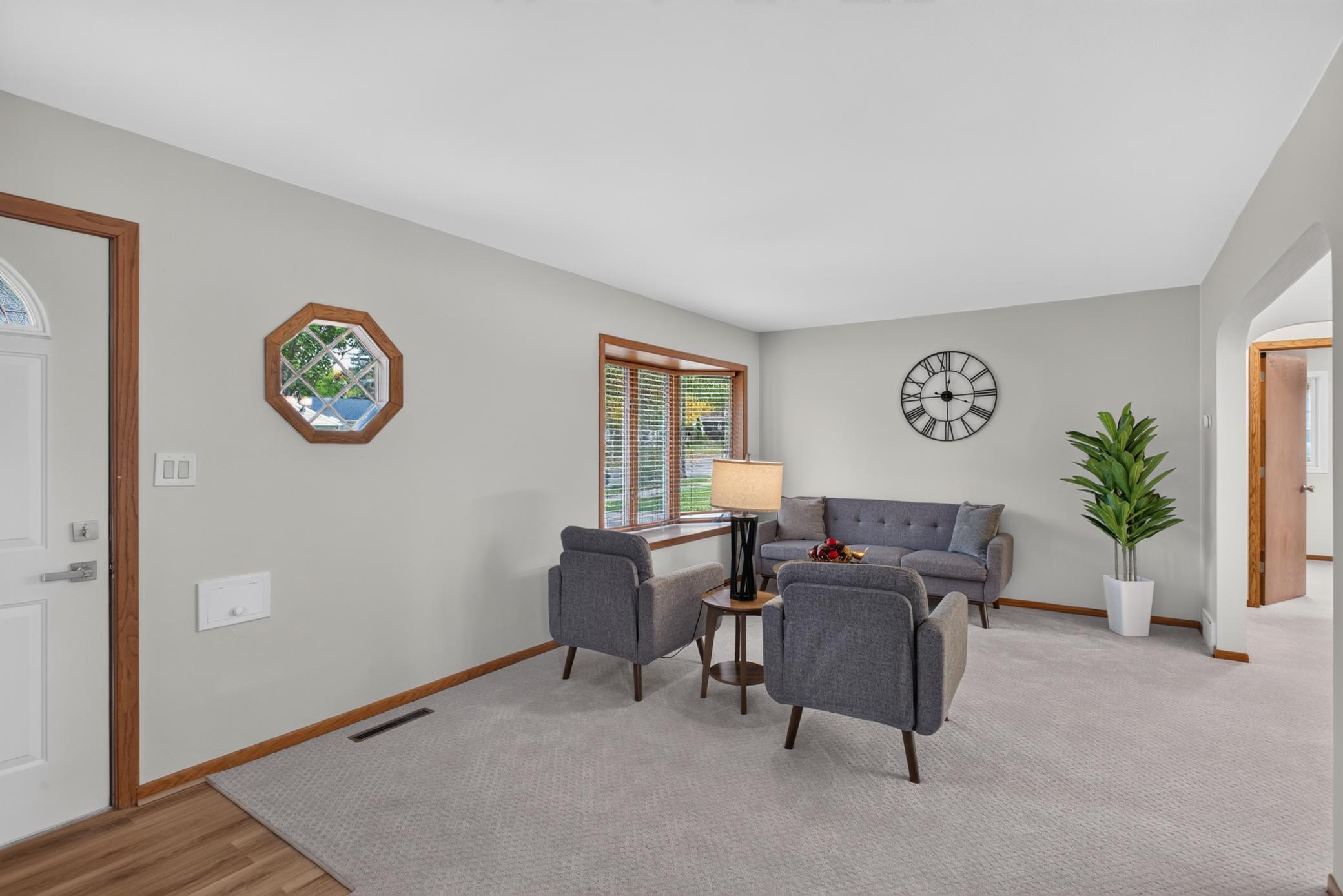 View of Residential at 2042 Clear Avenue, Saint Paul MN 55119, Saint Paul (10 of 32) - Mike Wilen | Minnesota Team Real Estate