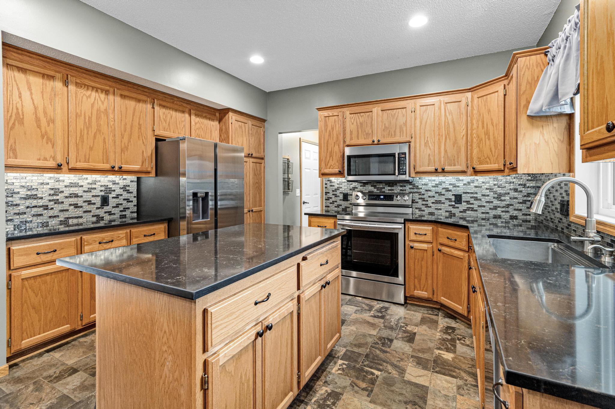 View of Residential at 19700 Everest Path, Farmington MN 55024, Farmington (18 of 52) - Mike Wilen | Minnesota Team Real Estate