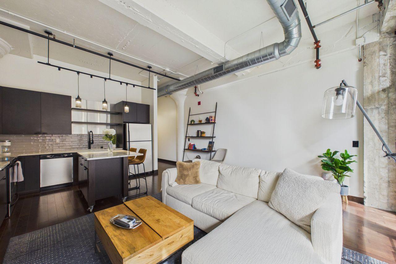 View of Residential at 618 Washington Avenue #302, Minneapolis MN 55401, Minneapolis (5 of 25) - Mike Wilen | Minnesota Team Real Estate