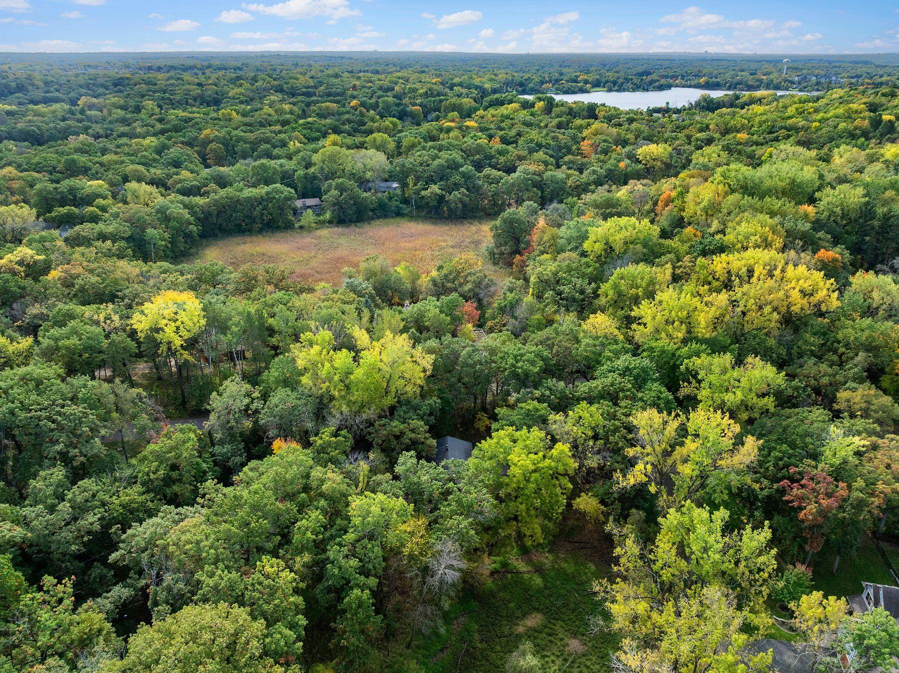 View of Residential at 8 Woodhill Lane, North Oaks MN 55127, North Oaks (27 of 32) - Mike Wilen | Minnesota Team Real Estate