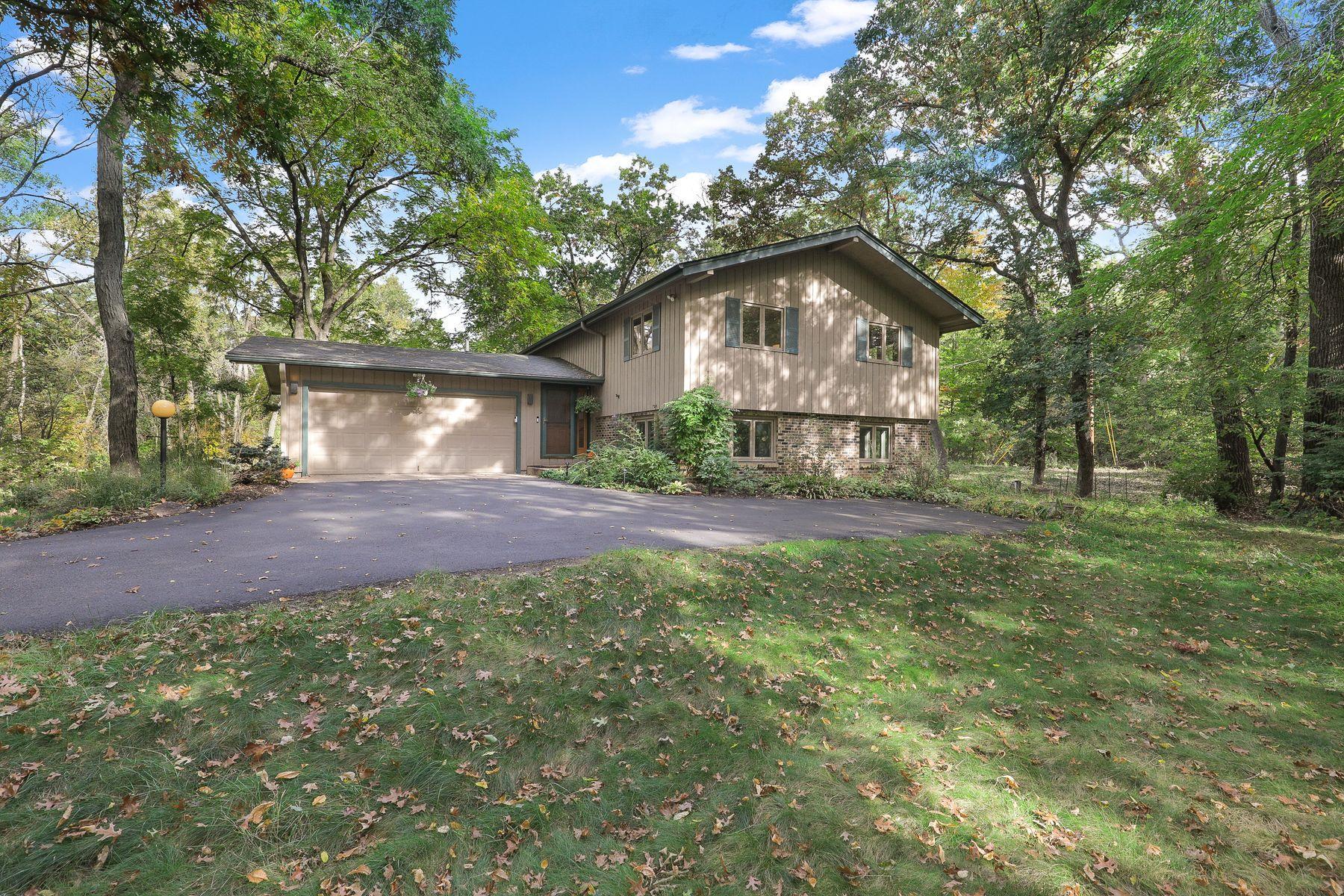 View of Single Family at 8 Woodhill Lane, North Oaks - Mike Wilen | Minnesota Team Real Estate