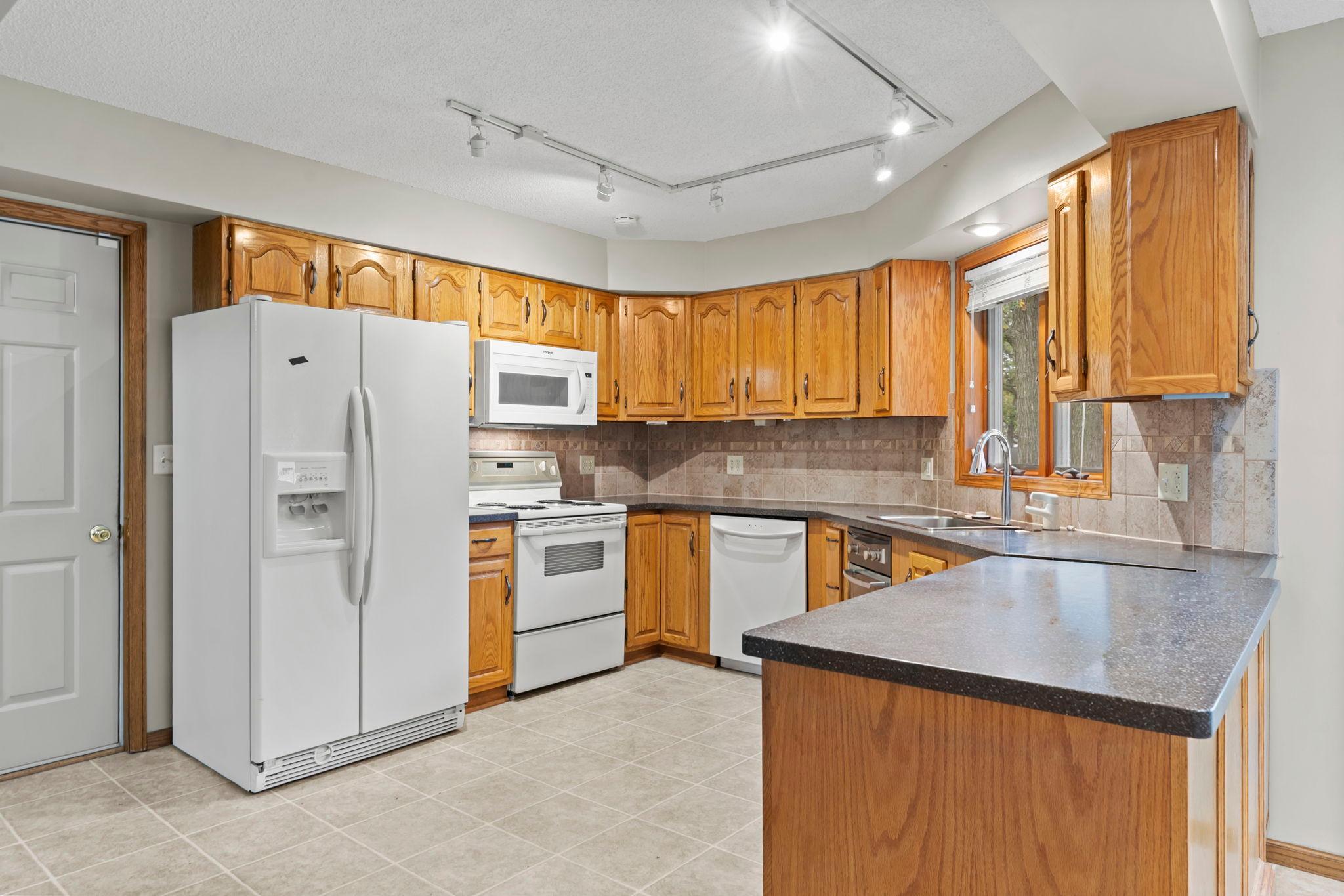 View of Residential at 12354 Magnolia Circle, Coon Rapids MN 55448, Coon Rapids (7 of 46) - Mike Wilen | Minnesota Team Real Estate