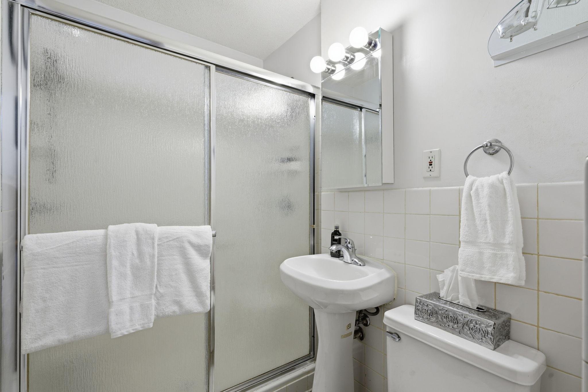 View of Residential at 1519 Sheridan Avenue, Minneapolis MN 55411, Minneapolis (24 of 46) - Mike Wilen | Minnesota Team Real Estate