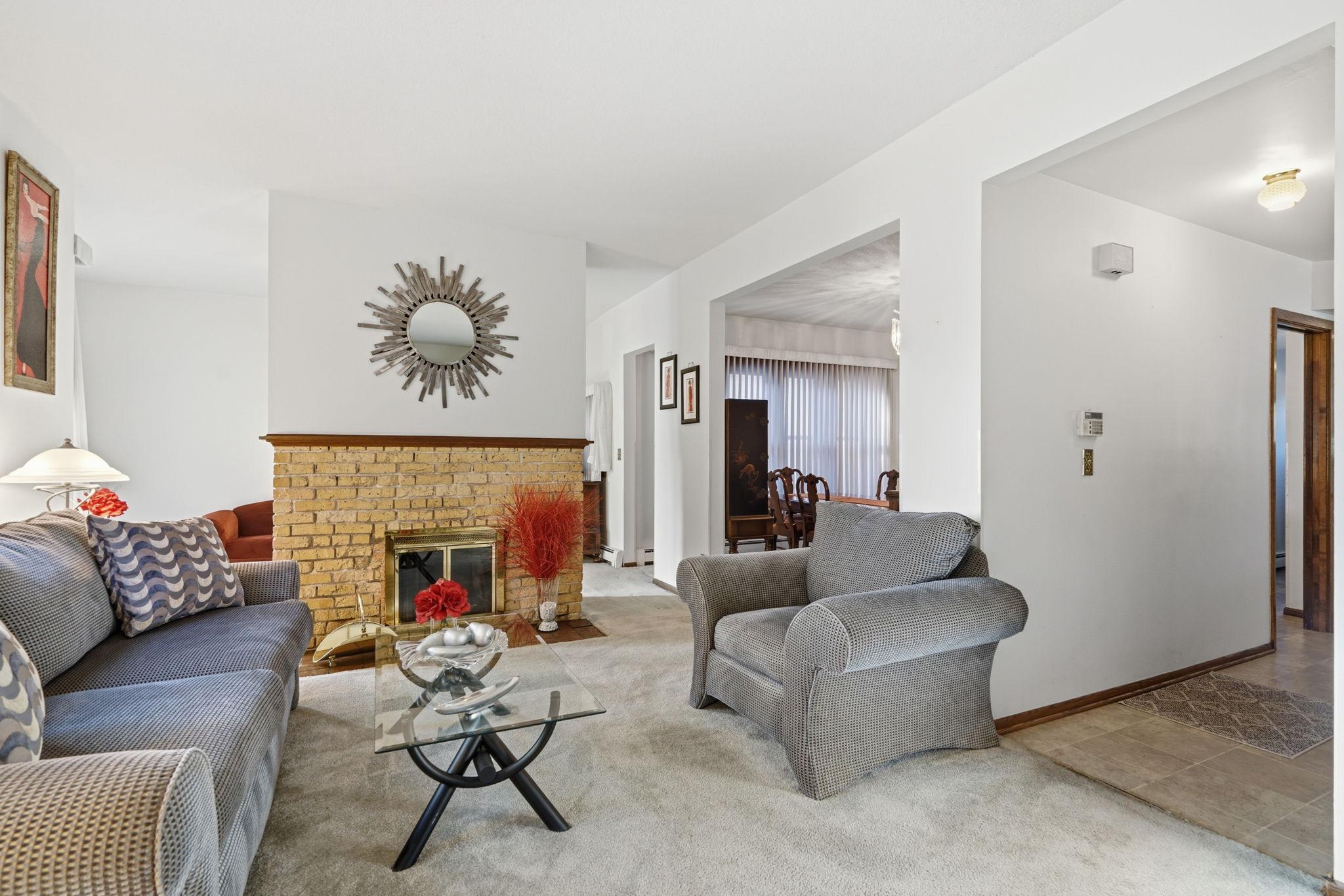 View of Residential at 1519 Sheridan Avenue, Minneapolis MN 55411, Minneapolis (7 of 46) - Mike Wilen | Minnesota Team Real Estate