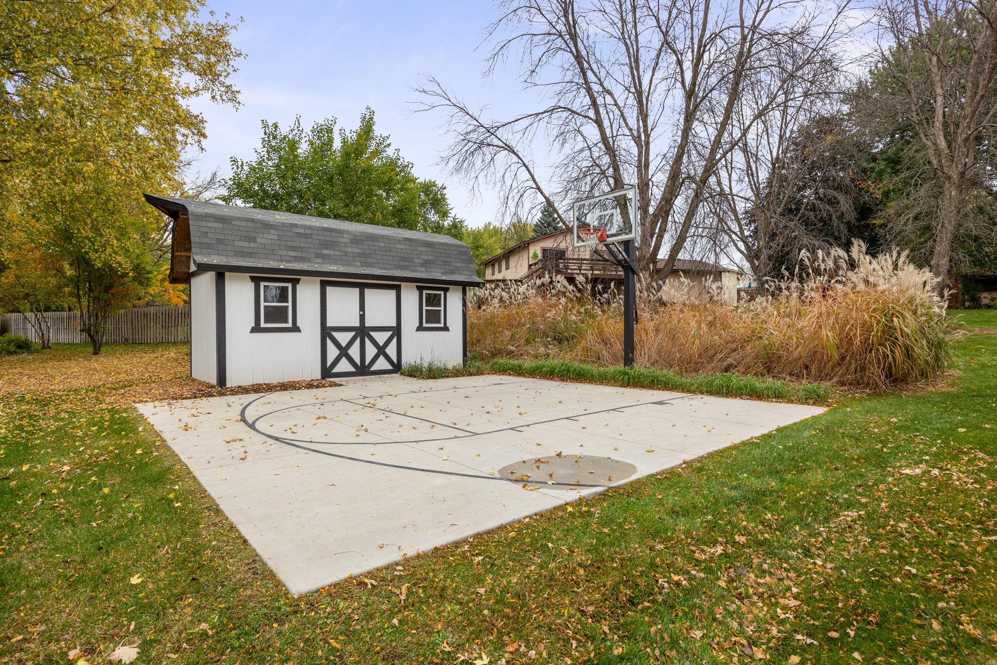 View of Residential at 1425 Meadow Court, Chaska MN 55318, Chaska (31 of 32) - Mike Wilen | Minnesota Team Real Estate