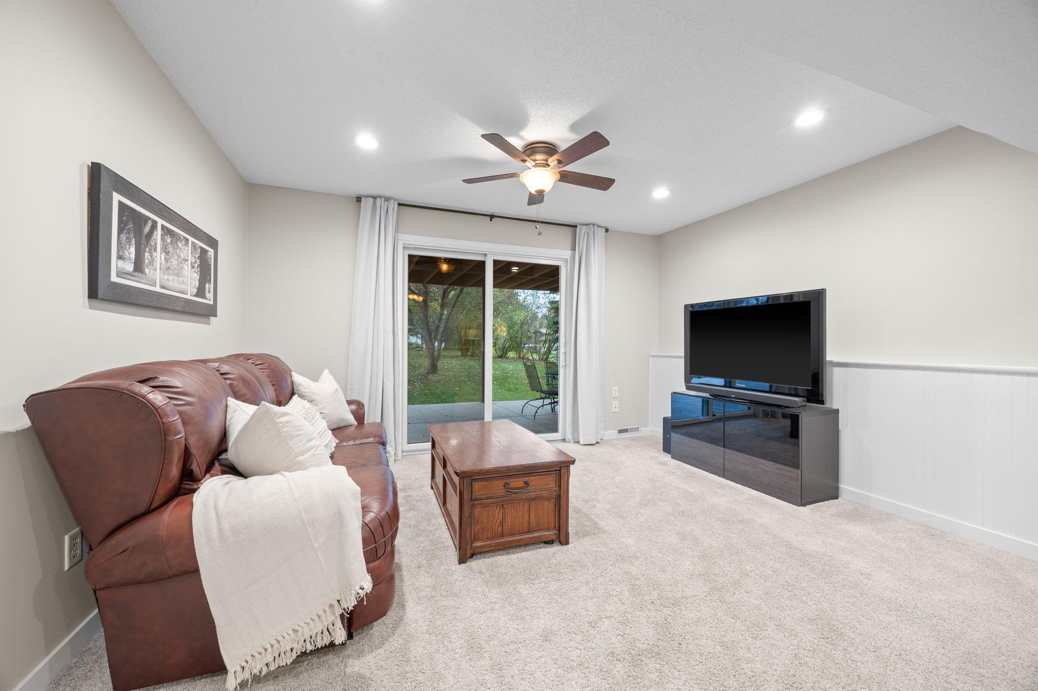 View of Residential at 1425 Meadow Court, Chaska MN 55318, Chaska (17 of 32) - Mike Wilen | Minnesota Team Real Estate