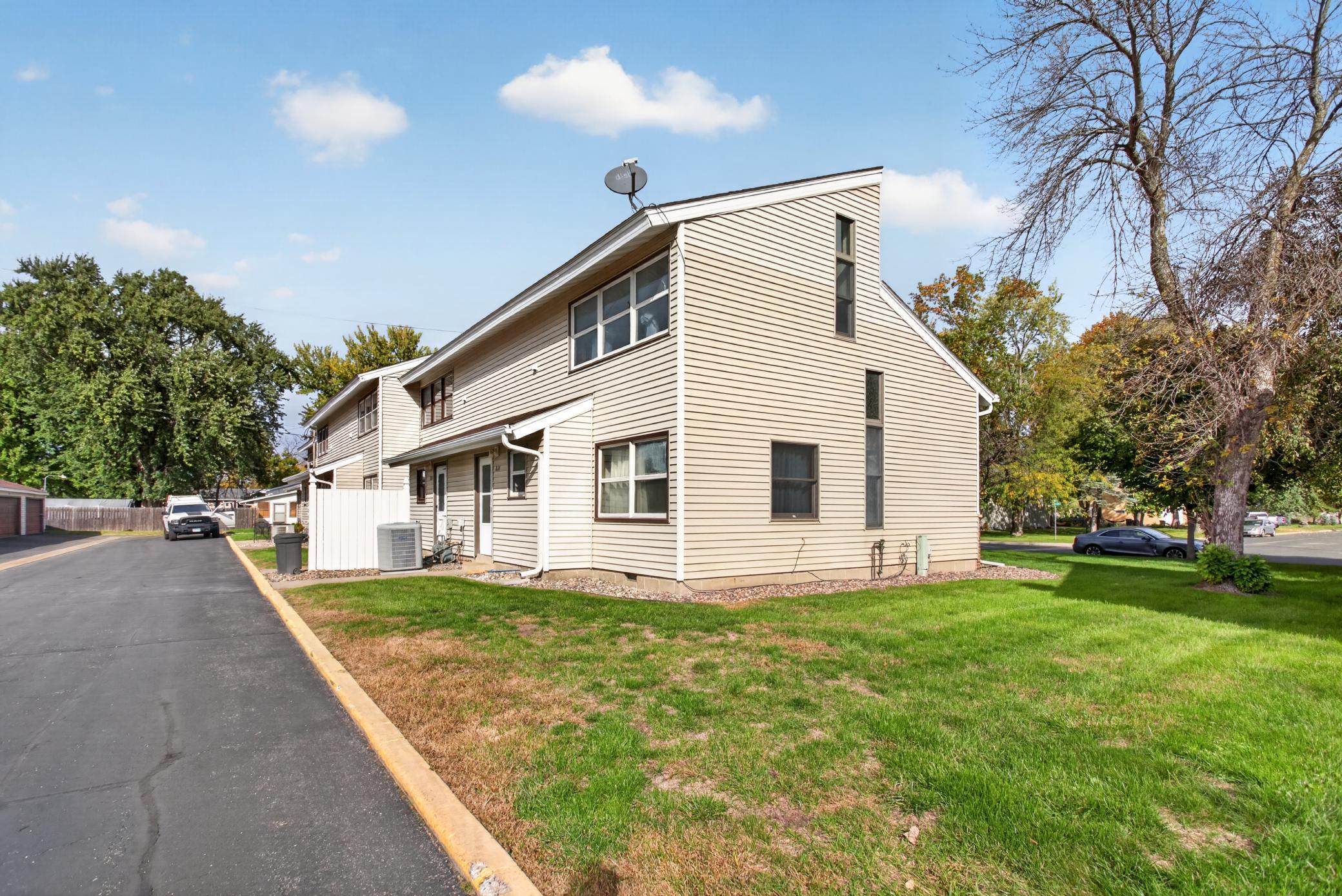 View of Residential at 820 9th Street, Farmington MN 55024, Farmington (9 of 13) - Mike Wilen | Minnesota Team Real Estate