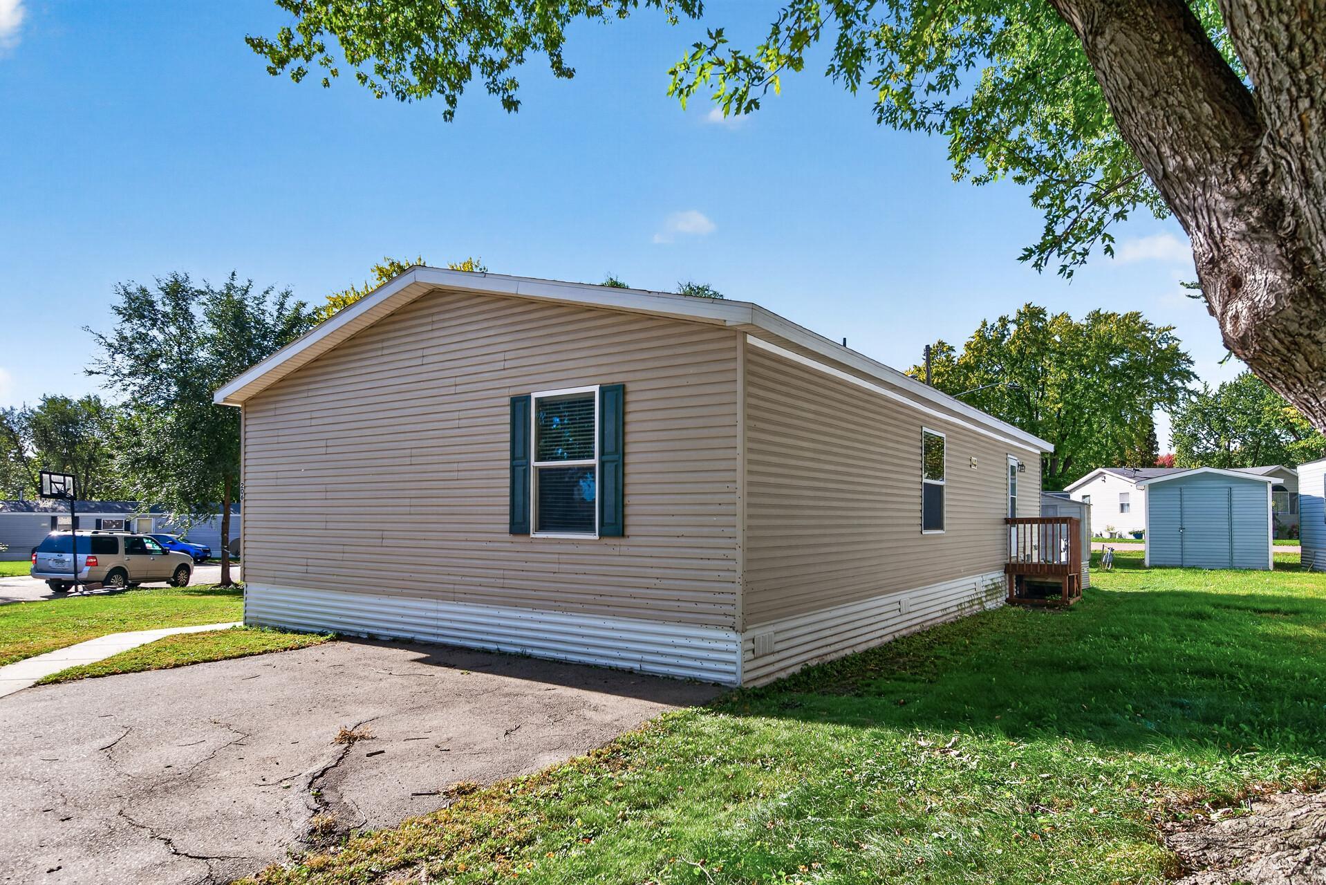 View of Residential at 206 Burnsville Circle, Burnsville MN 55306, Burnsville (27 of 28) - Mike Wilen | Minnesota Team Real Estate