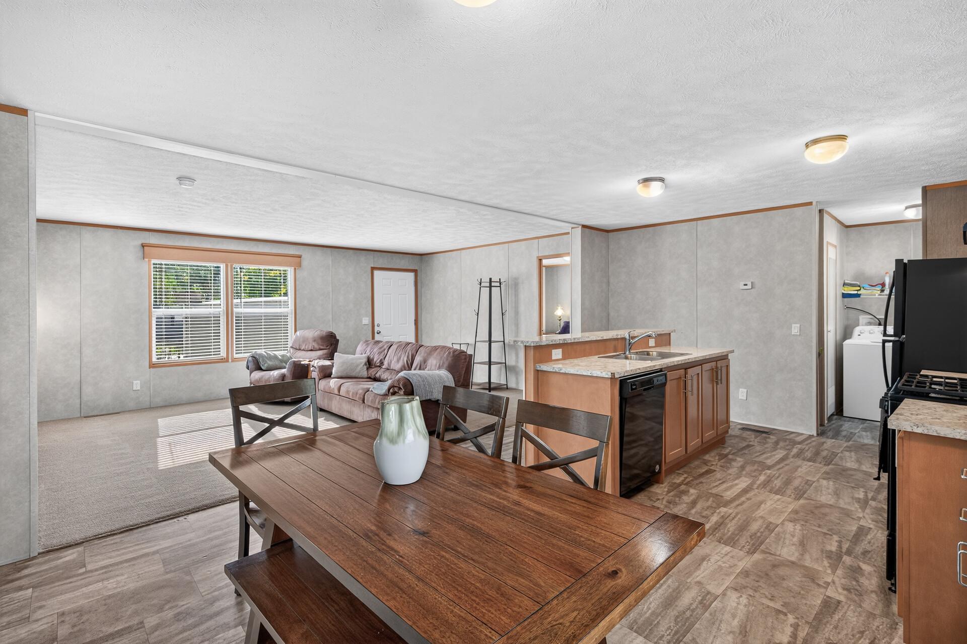 View of Residential at 206 Burnsville Circle, Burnsville MN 55306, Burnsville (15 of 28) - Mike Wilen | Minnesota Team Real Estate