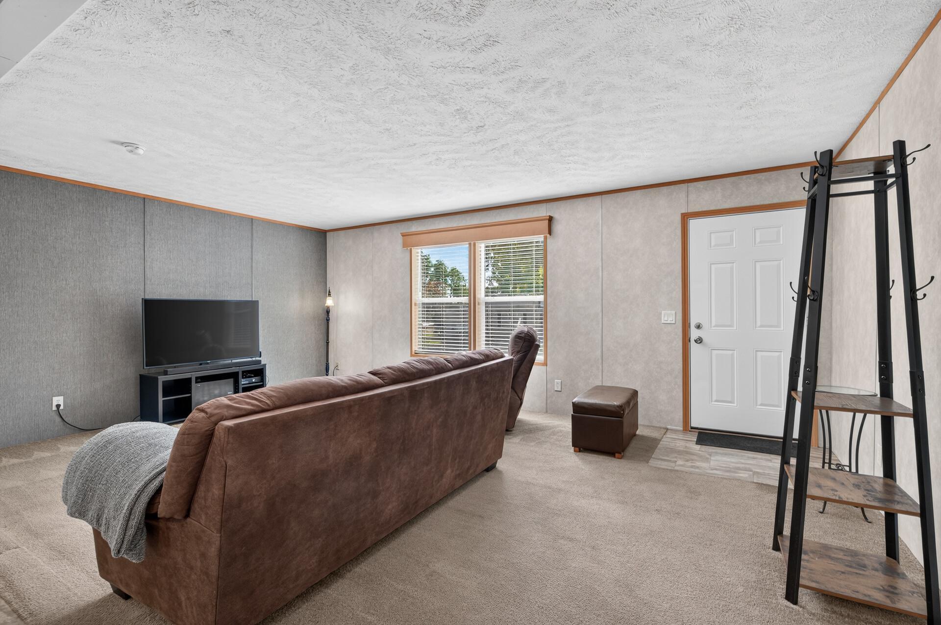 View of Residential at 206 Burnsville Circle, Burnsville MN 55306, Burnsville (5 of 28) - Mike Wilen | Minnesota Team Real Estate