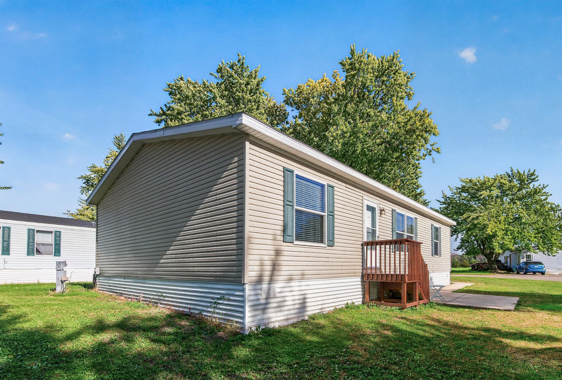 View of Residential at 206 Burnsville Circle, Burnsville MN 55306, Burnsville (3 of 28) - Mike Wilen | Minnesota Team Real Estate