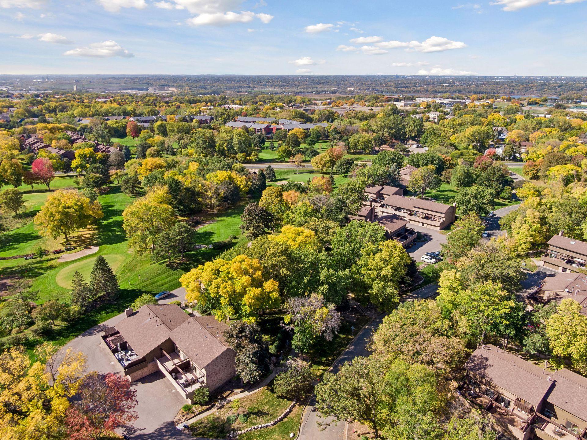 View of Residential at 52 Birnamwood Drive, Burnsville MN 55337, Burnsville (23 of 33) - Mike Wilen | Minnesota Team Real Estate