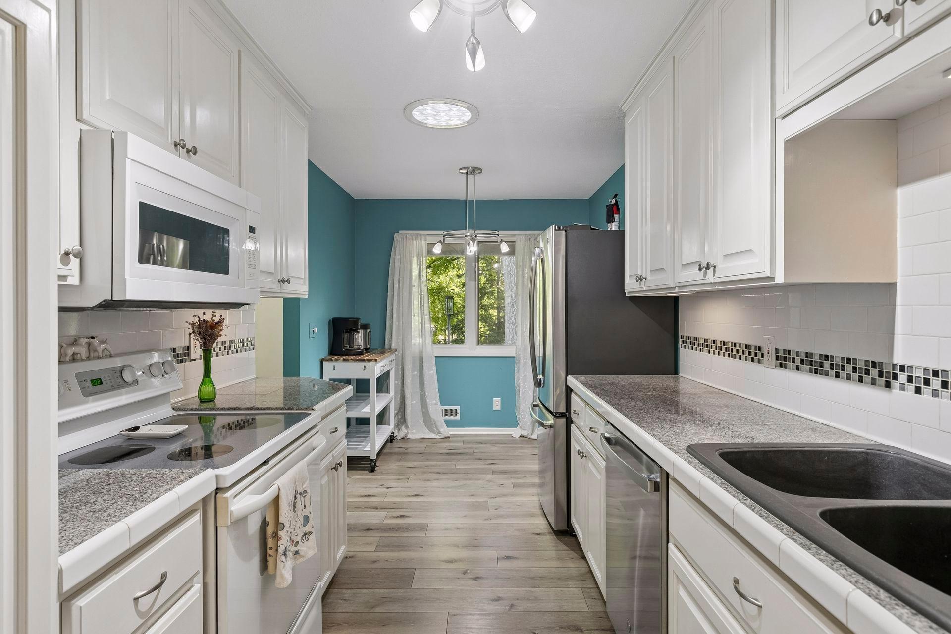 View of Residential at 52 Birnamwood Drive, Burnsville MN 55337, Burnsville (7 of 33) - Mike Wilen | Minnesota Team Real Estate