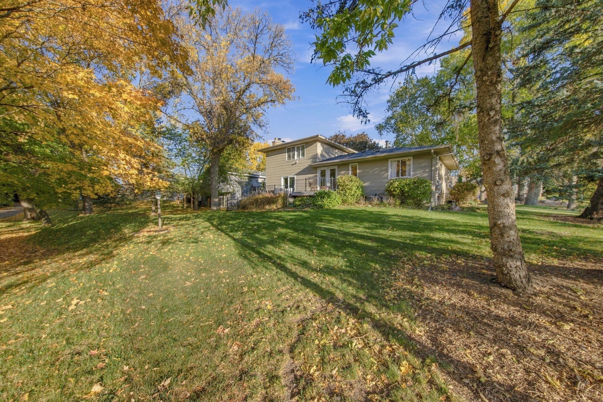 View of Residential at 11115 Lanewood Circle, Eden Prairie MN 55344, Eden Prairie (43 of 54) - Mike Wilen | Minnesota Team Real Estate