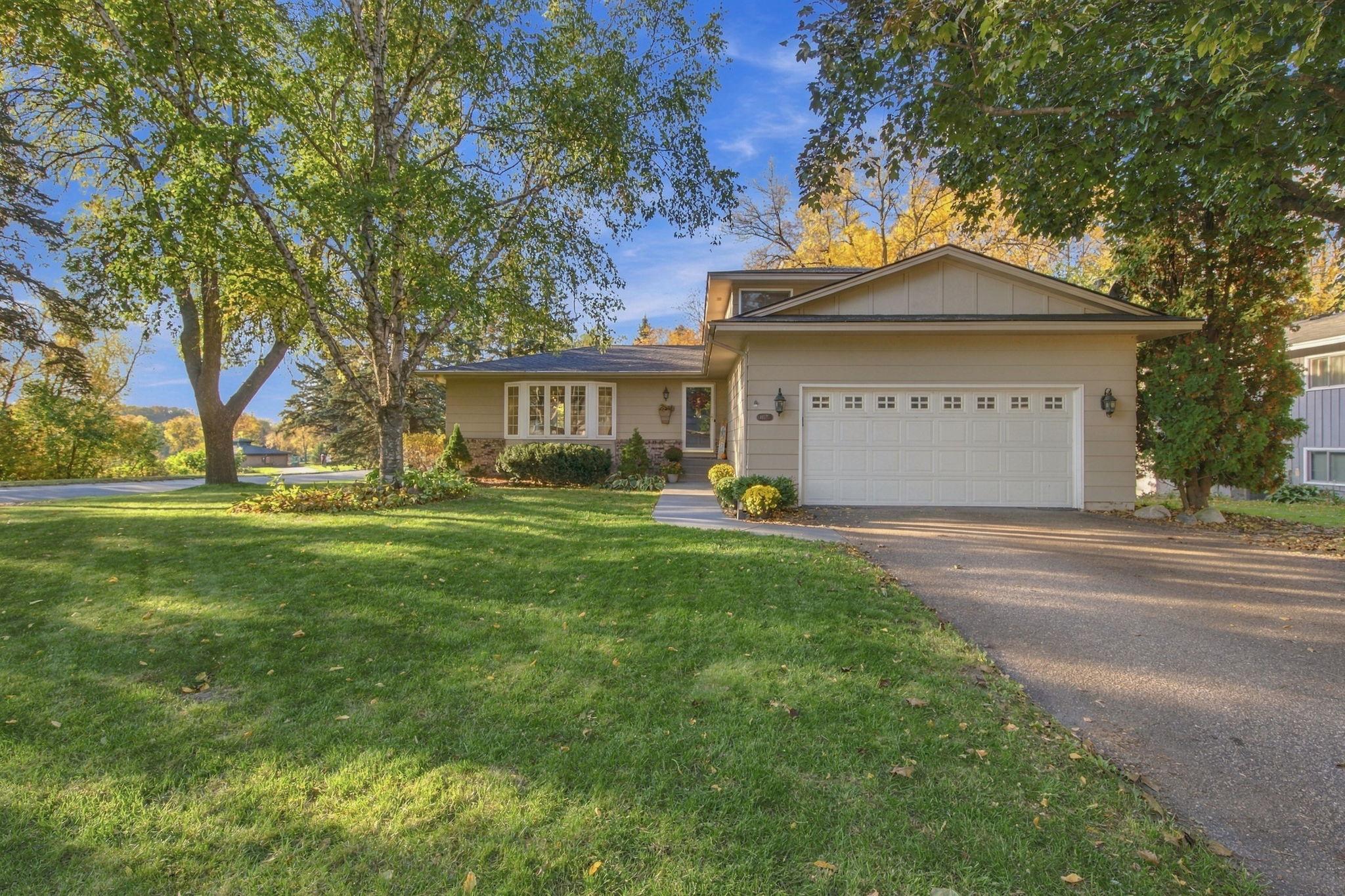 View of Residential at 11115 Lanewood Circle, Eden Prairie MN 55344, Eden Prairie (3 of 54) - Mike Wilen | Minnesota Team Real Estate
