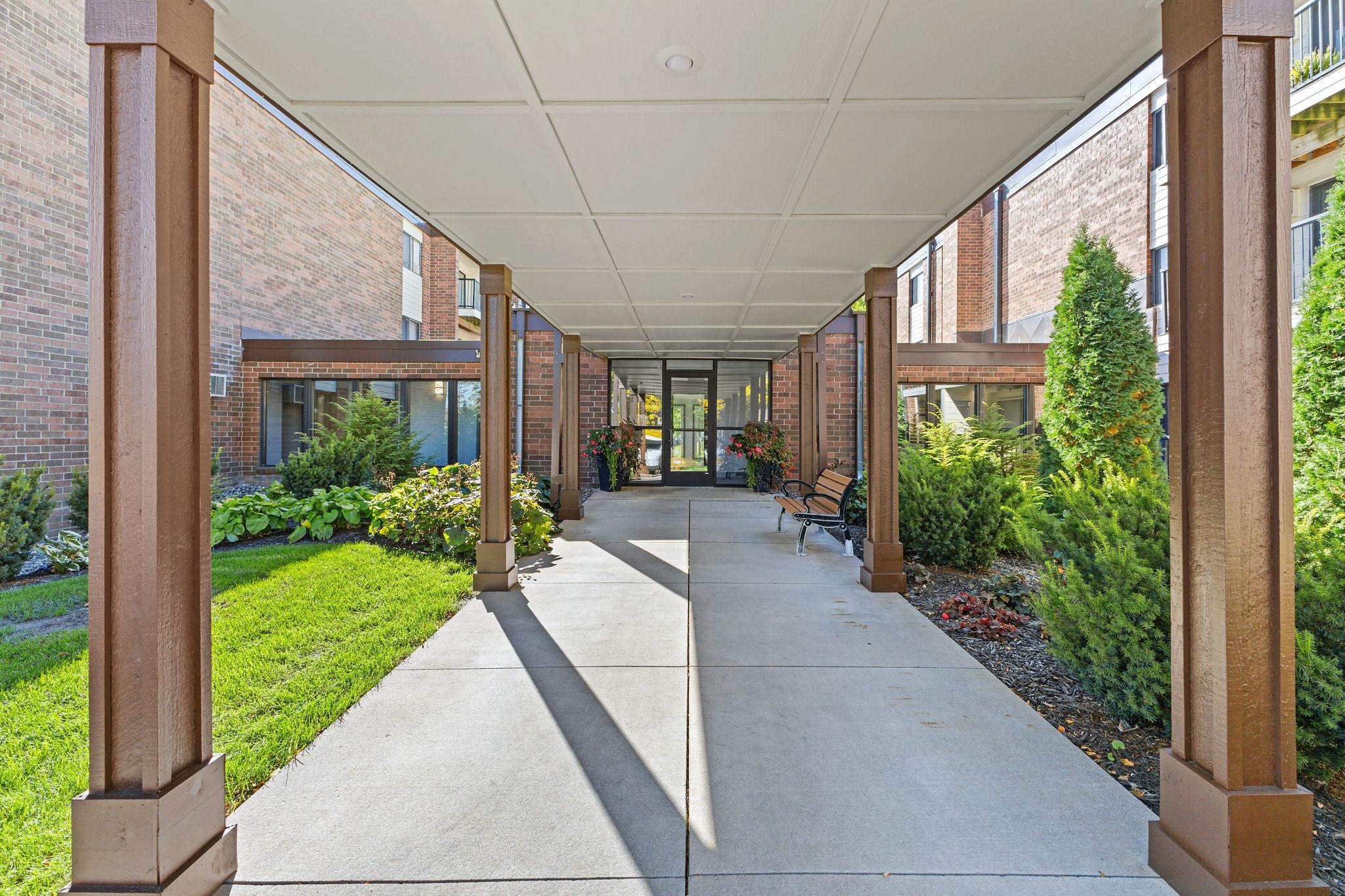 View of Residential at 4 Pine Tree Drive #314, Arden Hills MN 55112, Arden Hills (3 of 21) - Mike Wilen | Minnesota Team Real Estate