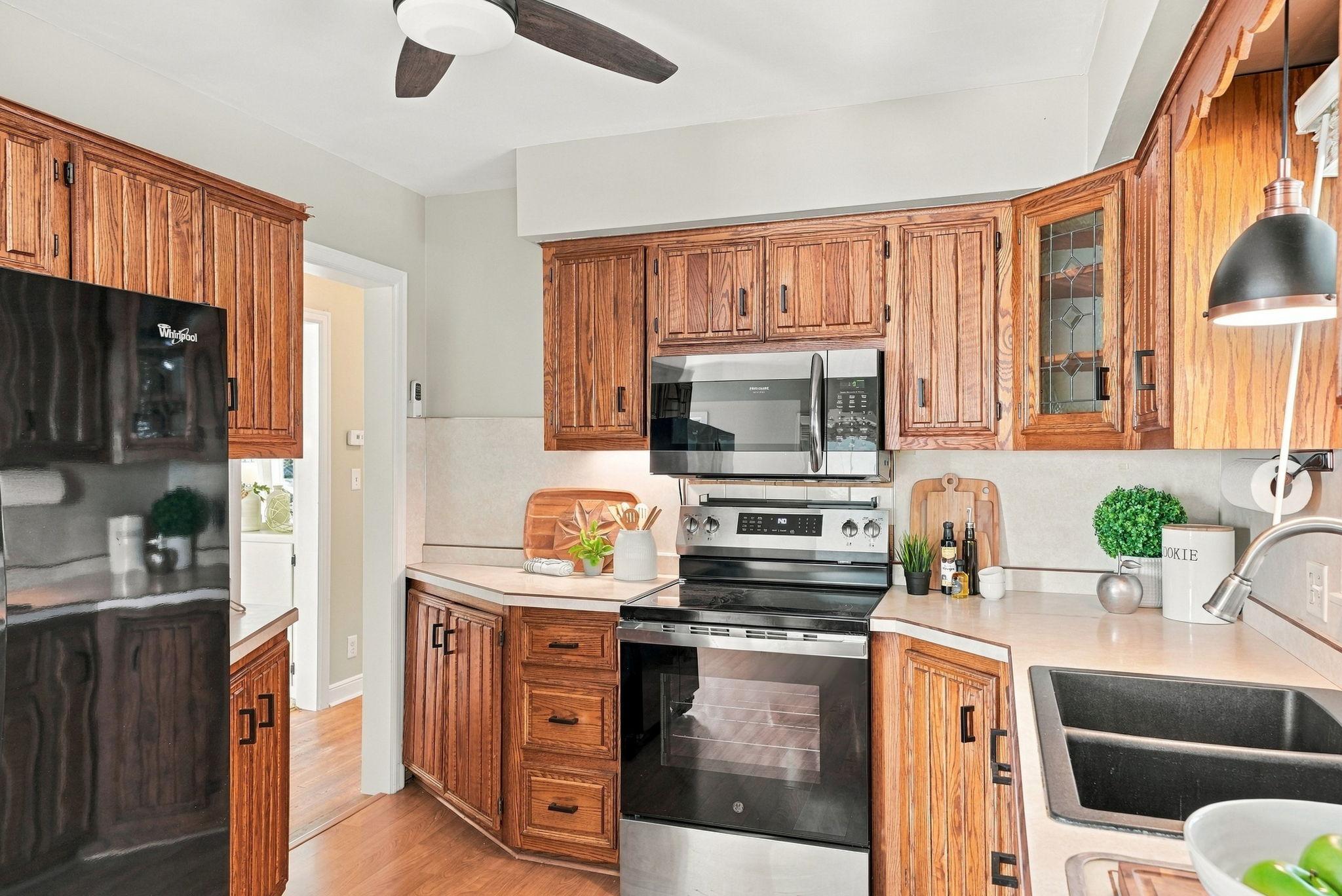 View of Residential at 5045 Oxford Avenue, Edina MN 55436, Edina (9 of 71) - Mike Wilen | Minnesota Team Real Estate