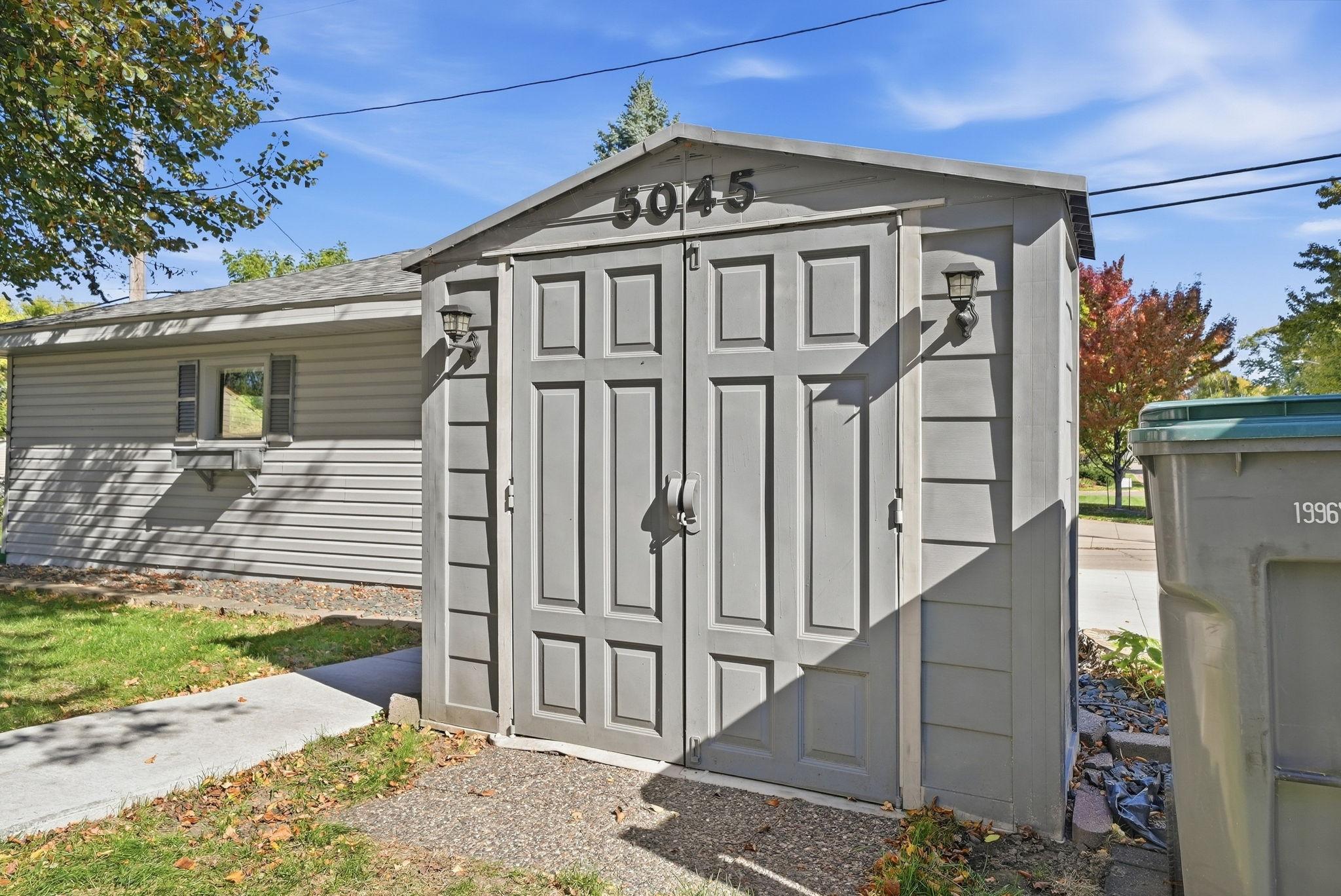 View of Residential at 5045 Oxford Avenue, Edina MN 55436, Edina (55 of 71) - Mike Wilen | Minnesota Team Real Estate