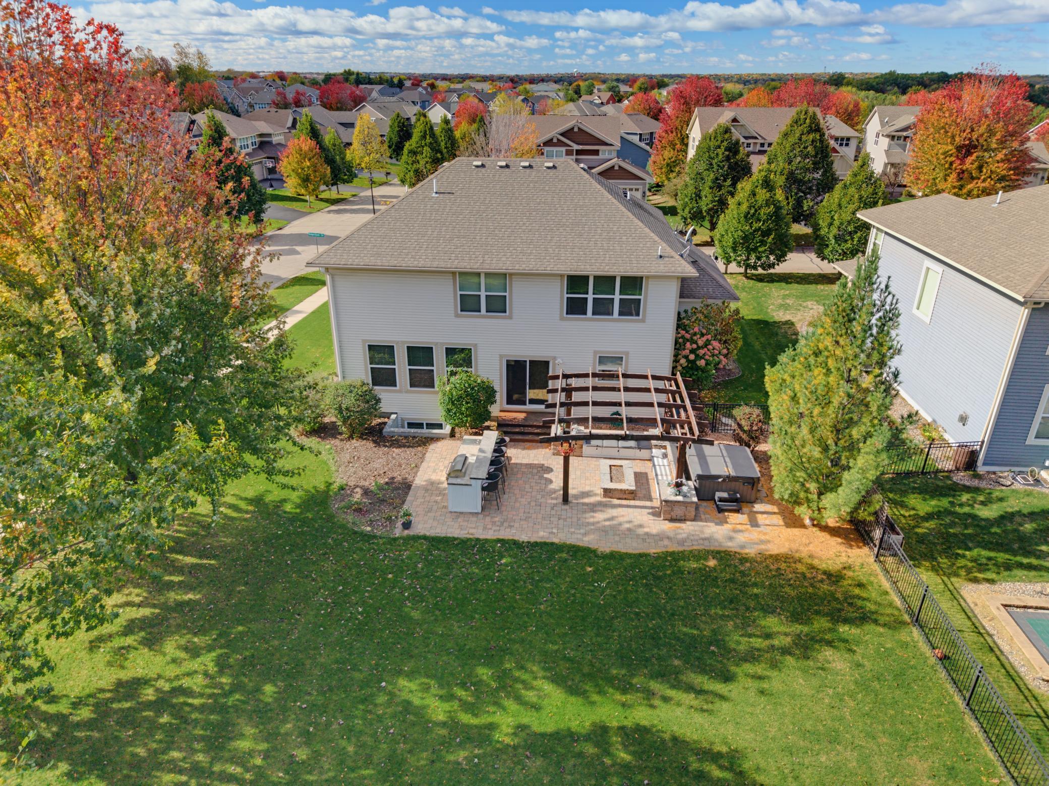 View of Residential at 3471 Ridgestone Circle, Woodbury MN 55129, Woodbury (40 of 44) - Mike Wilen | Minnesota Team Real Estate