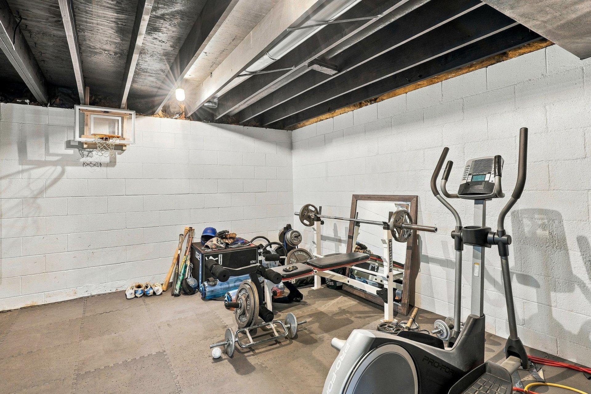 View of Residential at 2657 5th Street, Maplewood MN 55119, Maplewood (27 of 28) - Mike Wilen | Minnesota Team Real Estate