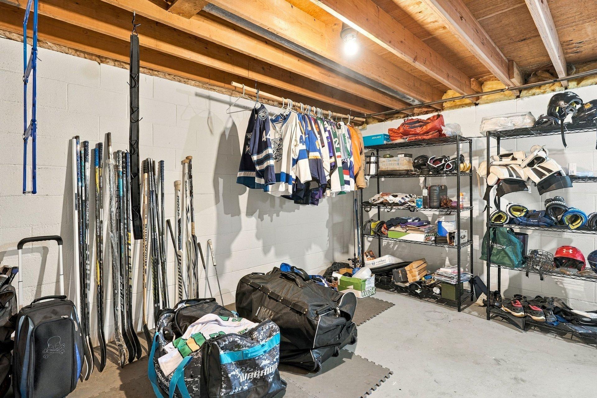 View of Residential at 2657 5th Street, Maplewood MN 55119, Maplewood (25 of 28) - Mike Wilen | Minnesota Team Real Estate