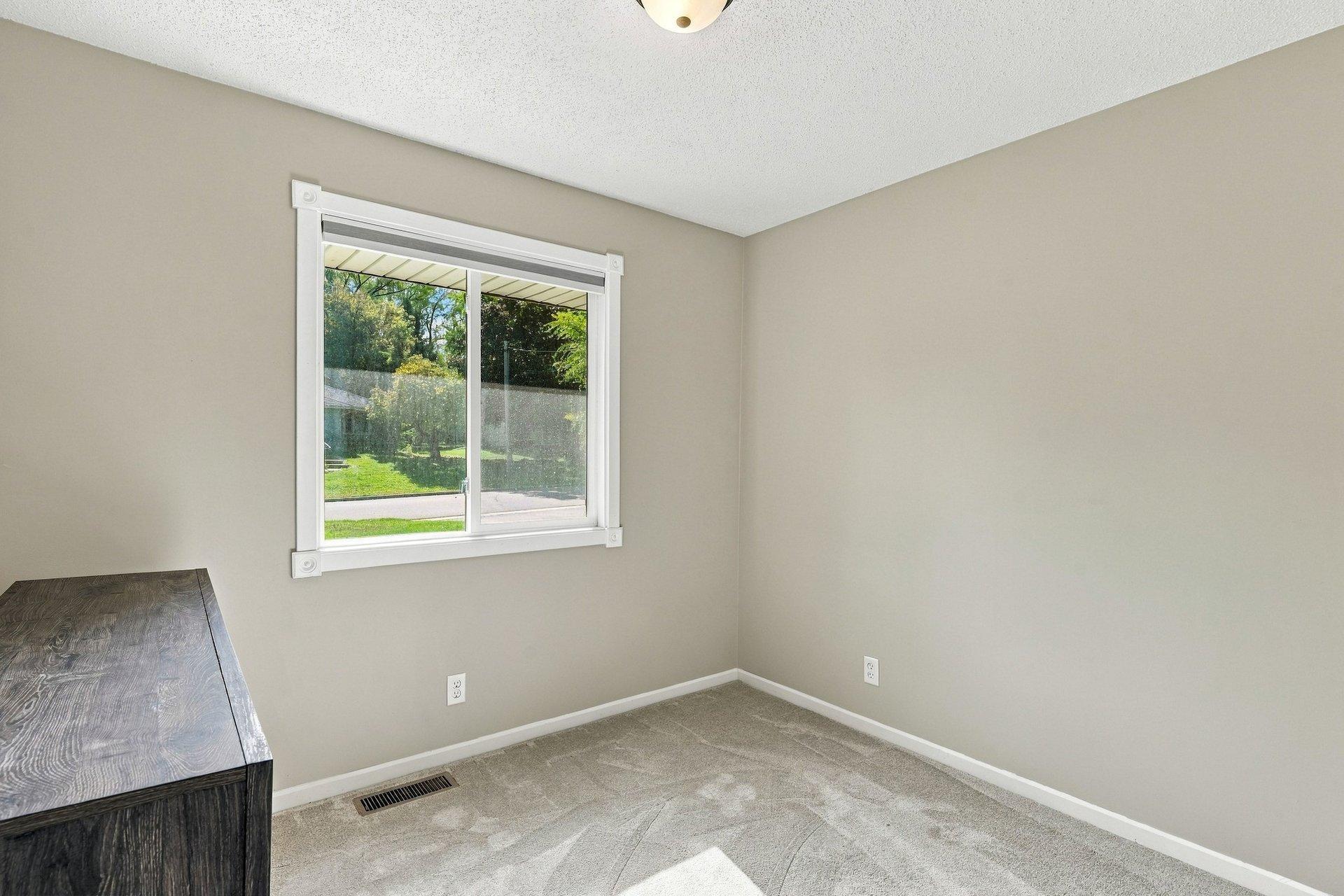 View of Residential at 2657 5th Street, Maplewood MN 55119, Maplewood (20 of 28) - Mike Wilen | Minnesota Team Real Estate