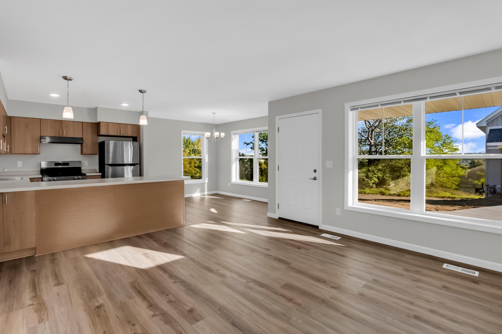 View of Residential at 422 Rivoli Drive, Saint Paul MN 55130, Saint Paul (11 of 40) - Mike Wilen | Minnesota Team Real Estate