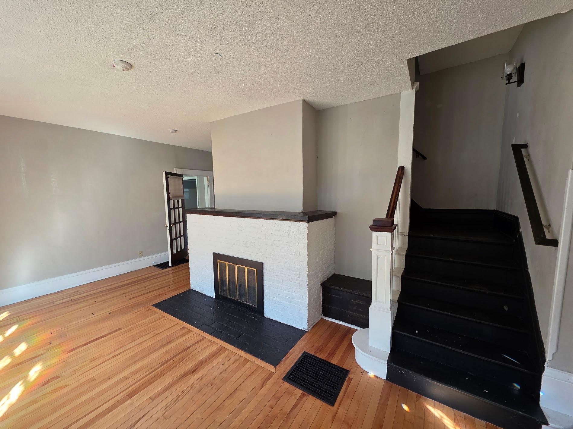 View of Residential at 938 17th Avenue, Minneapolis MN 55414, Minneapolis (7 of 22) - Mike Wilen | Minnesota Team Real Estate