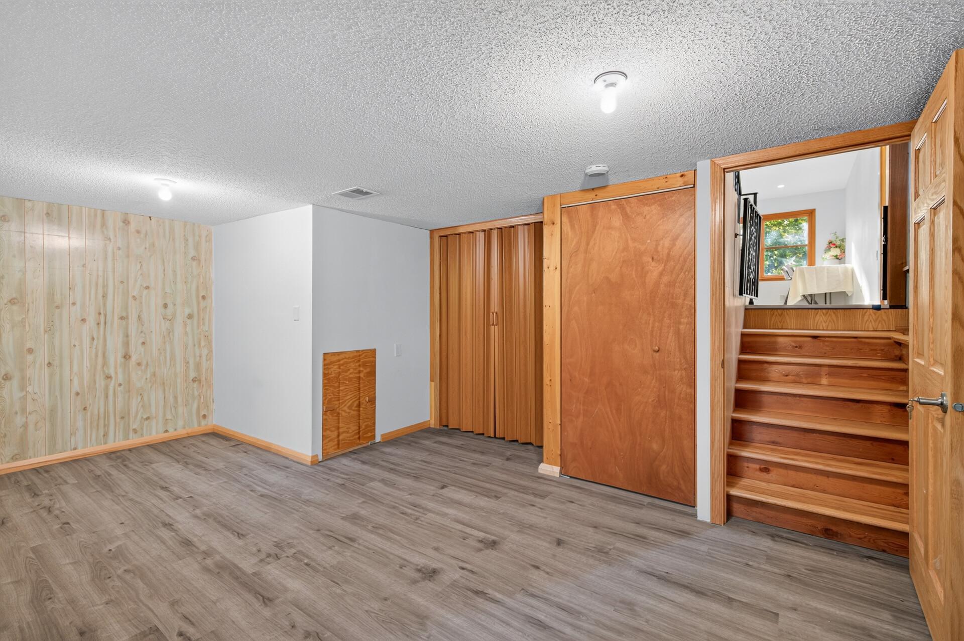 View of Residential at 11340 Harrison Road, Bloomington MN 55437, Bloomington (24 of 51) - Mike Wilen | Minnesota Team Real Estate