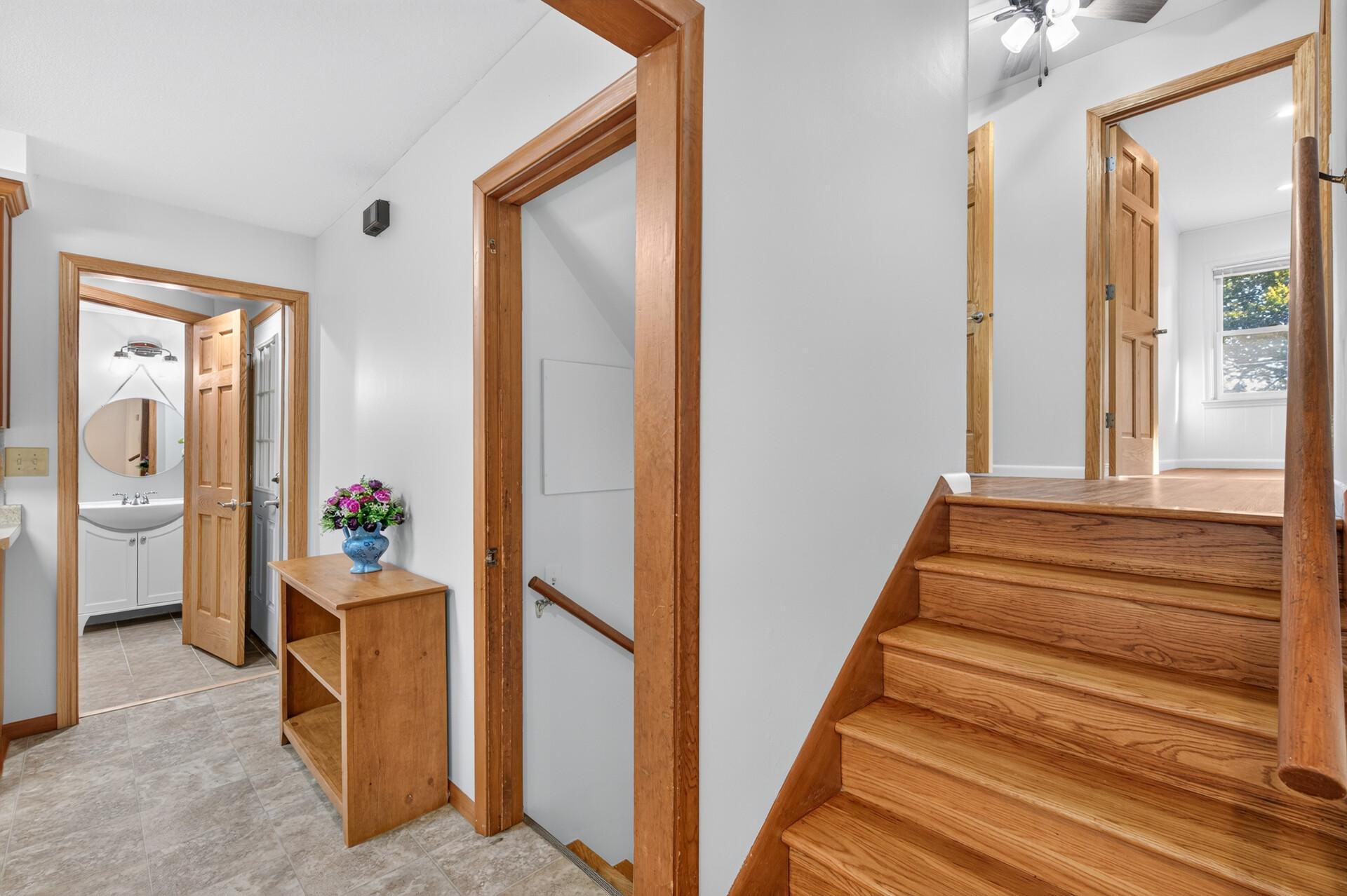 View of Residential at 11340 Harrison Road, Bloomington MN 55437, Bloomington (29 of 51) - Mike Wilen | Minnesota Team Real Estate