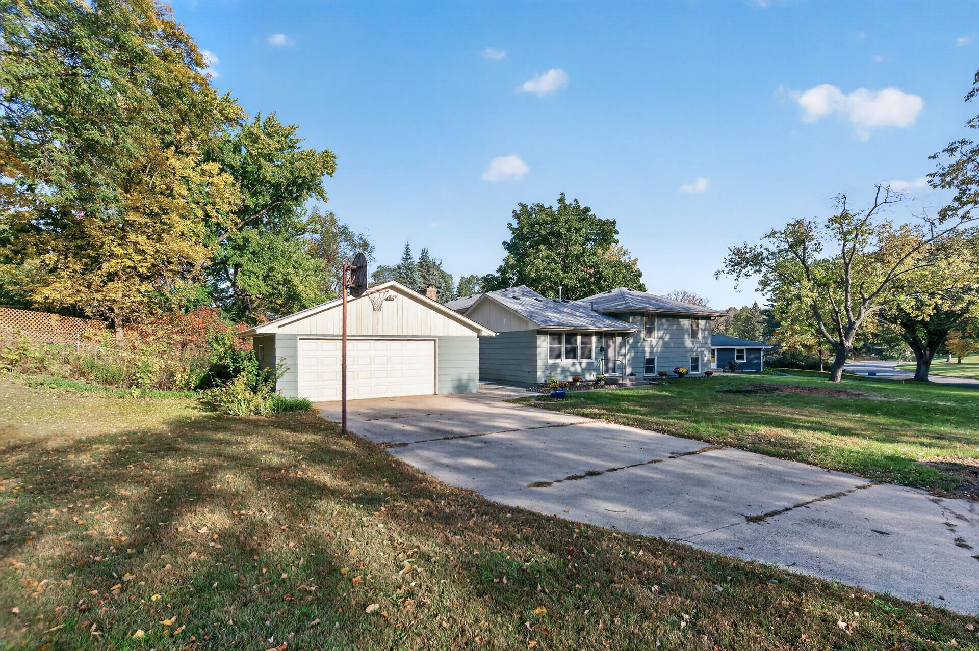 View of Residential at 11340 Harrison Road, Bloomington MN 55437, Bloomington (4 of 51) - Mike Wilen | Minnesota Team Real Estate