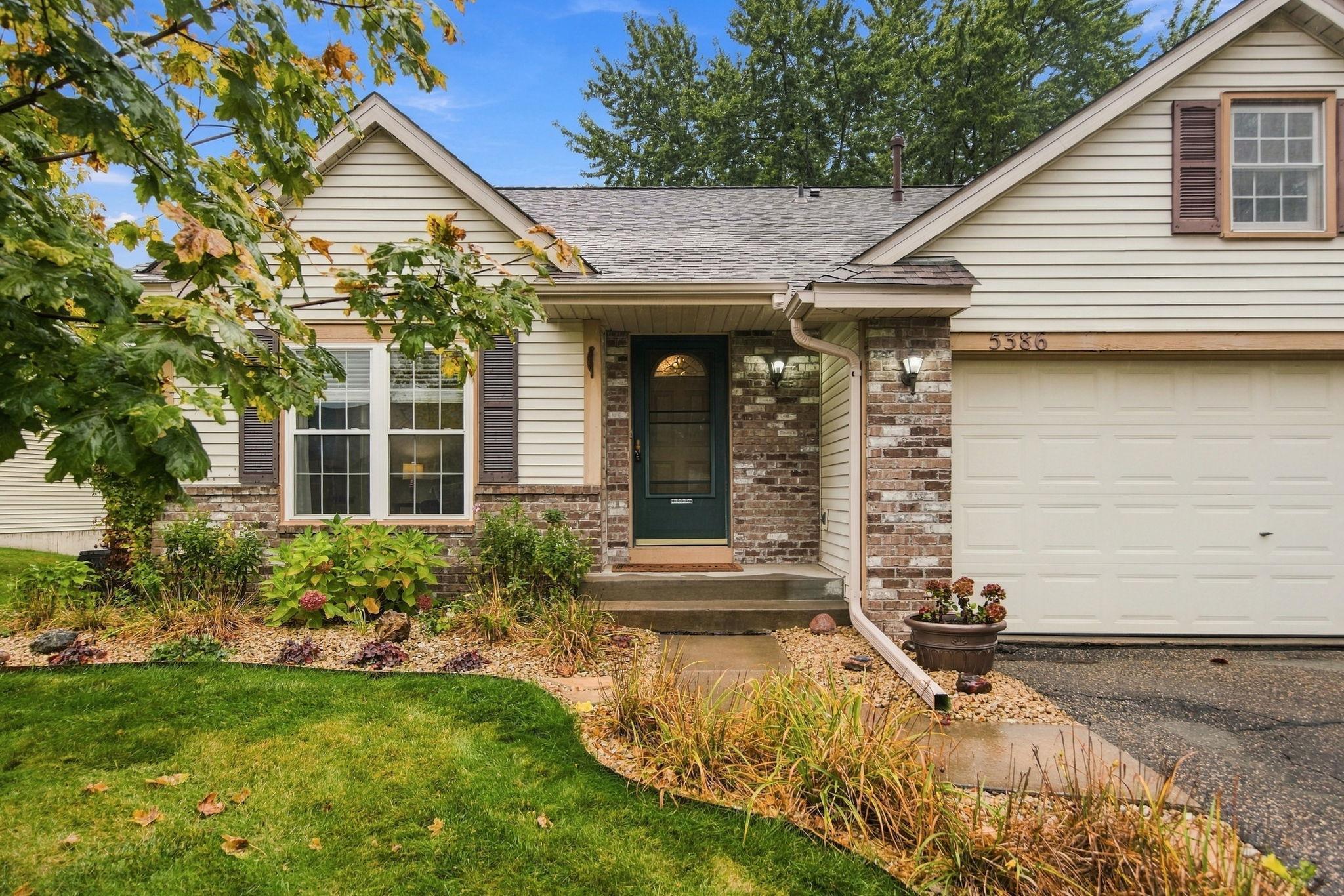 View of Residential at 5386 Heath Avenue, Oakdale MN 55128, Oakdale (31 of 40) - Mike Wilen | Minnesota Team Real Estate