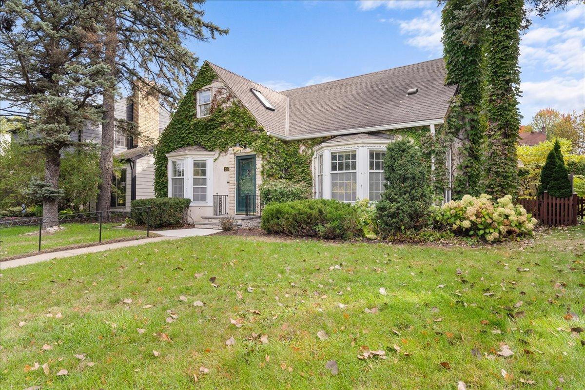View of Residential at 2717 France Avenue, Minneapolis MN 55416, Minneapolis (2 of 57) - Mike Wilen | Minnesota Team Real Estate