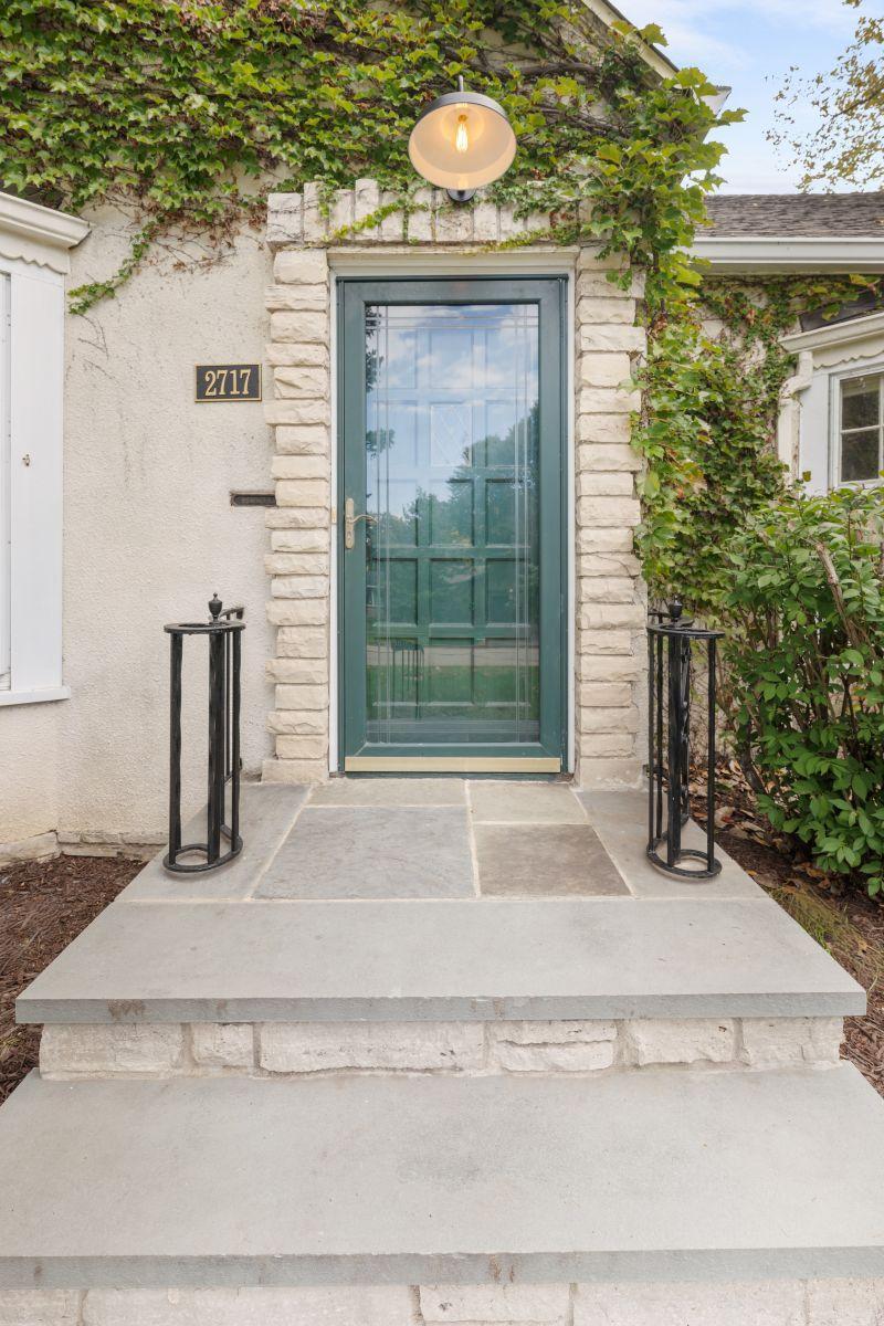 View of Residential at 2717 France Avenue, Minneapolis MN 55416, Minneapolis (6 of 57) - Mike Wilen | Minnesota Team Real Estate