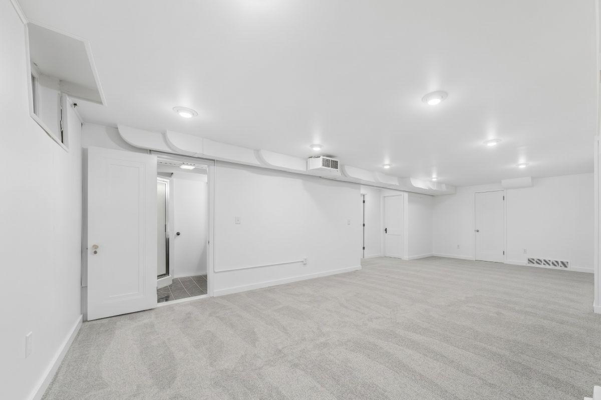 View of Residential at 2717 France Avenue, Minneapolis MN 55416, Minneapolis (42 of 57) - Mike Wilen | Minnesota Team Real Estate