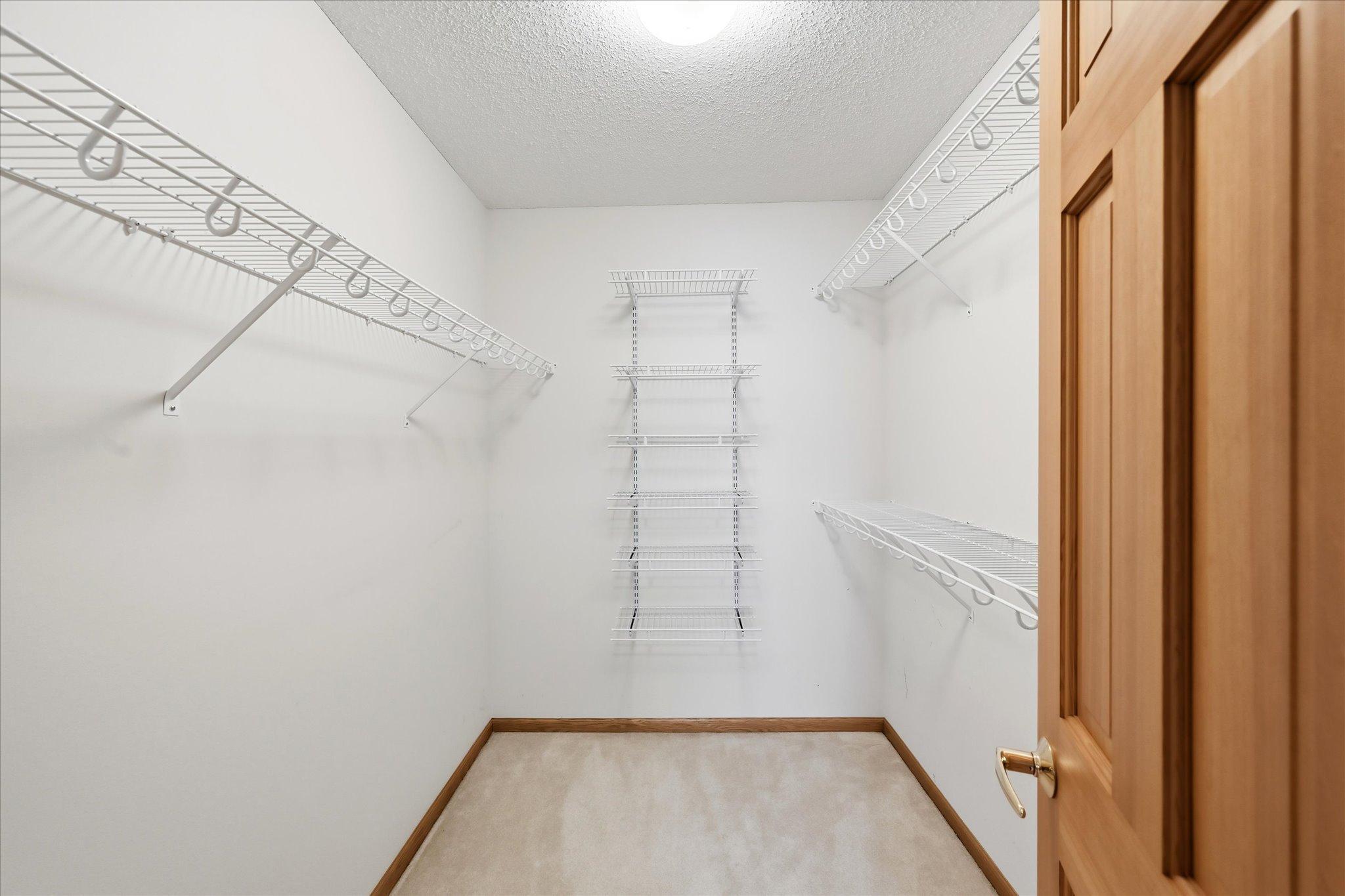 View of Residential at 1013 Hesli Hill Court, Shoreview MN 55126, Shoreview (37 of 40) - Mike Wilen | Minnesota Team Real Estate