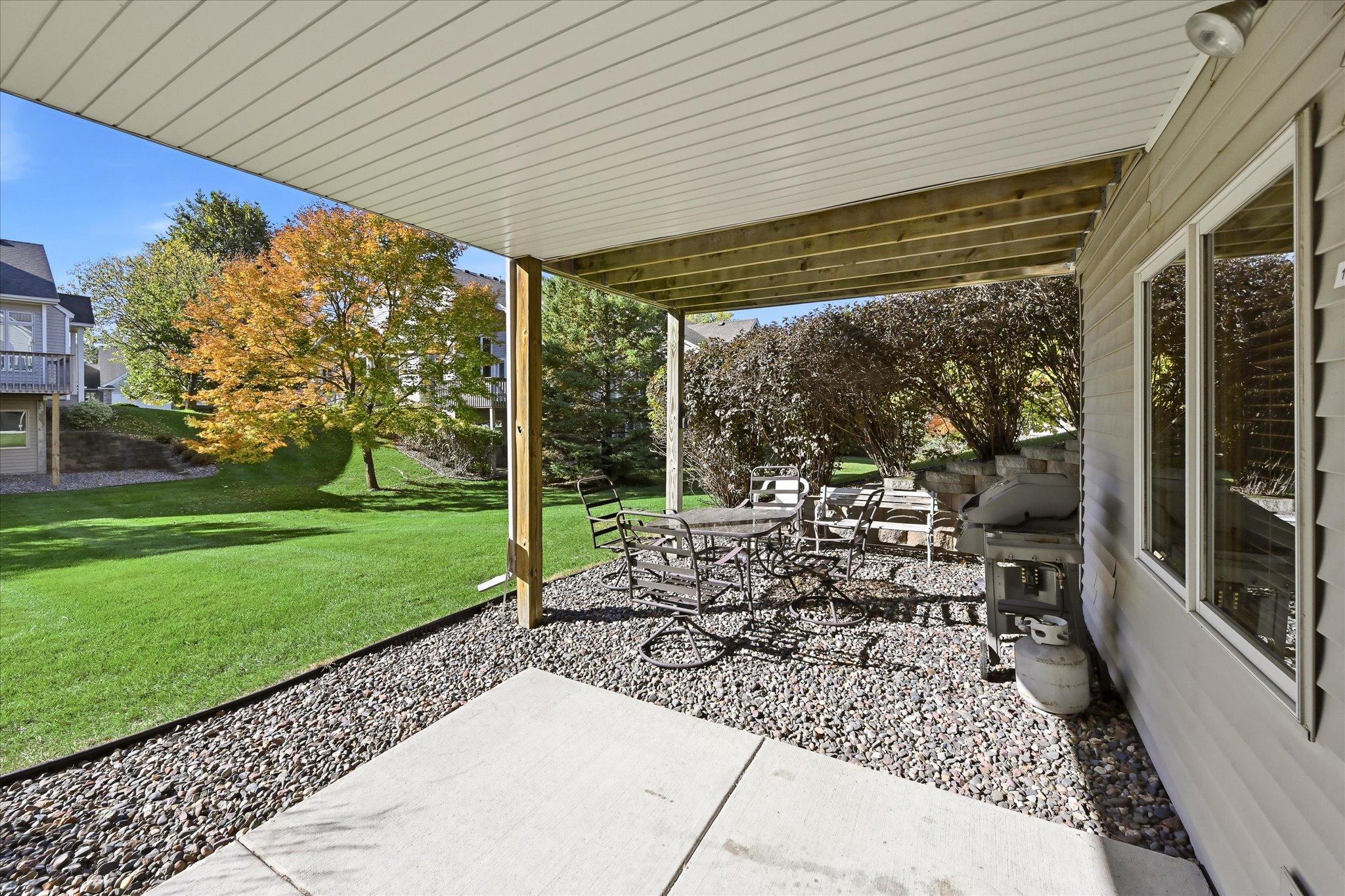 View of Residential at 1013 Hesli Hill Court, Shoreview MN 55126, Shoreview (39 of 40) - Mike Wilen | Minnesota Team Real Estate