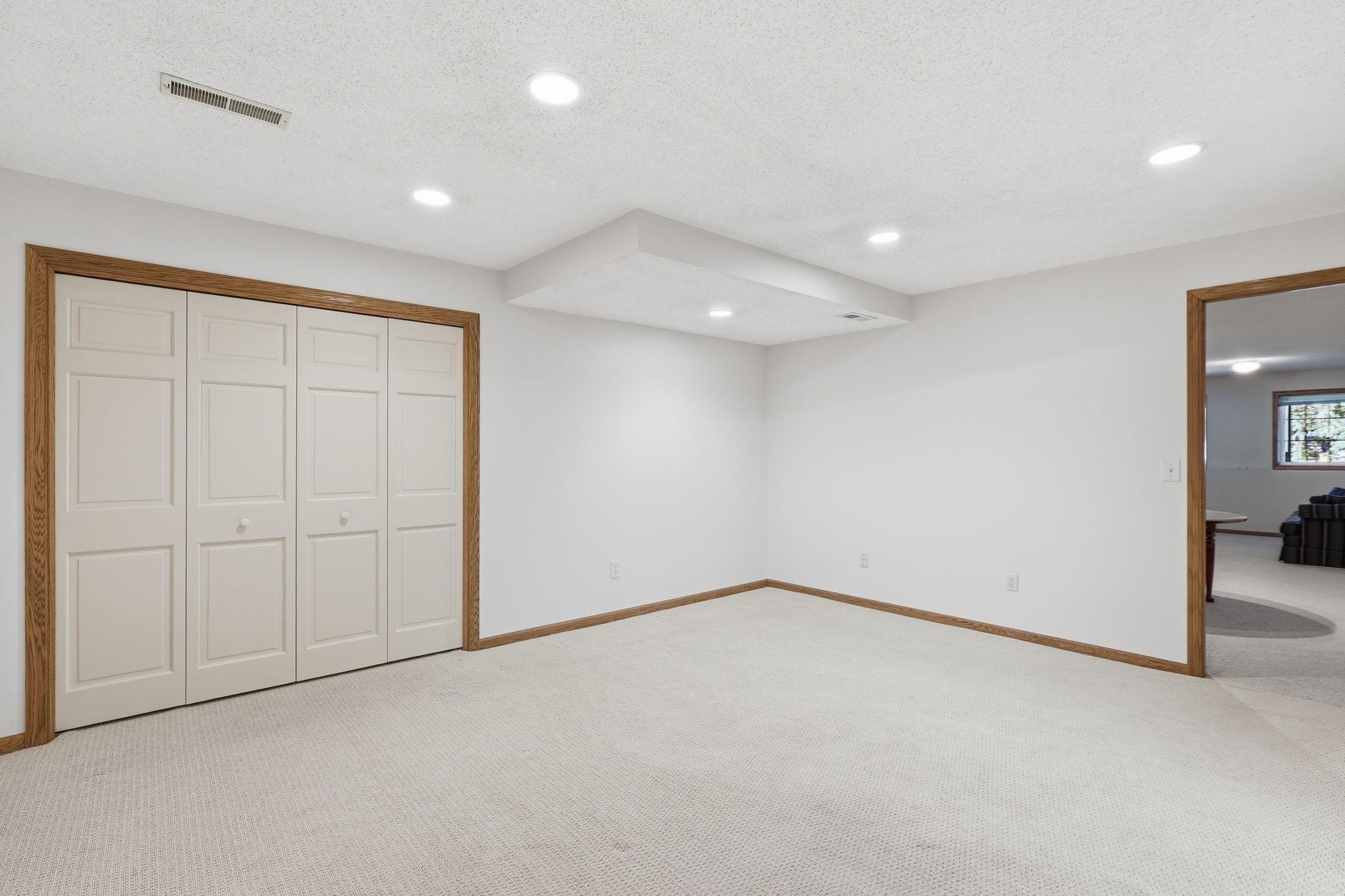 View of Residential at 5758 Willow Lane, Shoreview MN 55126, Shoreview (41 of 55) - Mike Wilen | Minnesota Team Real Estate