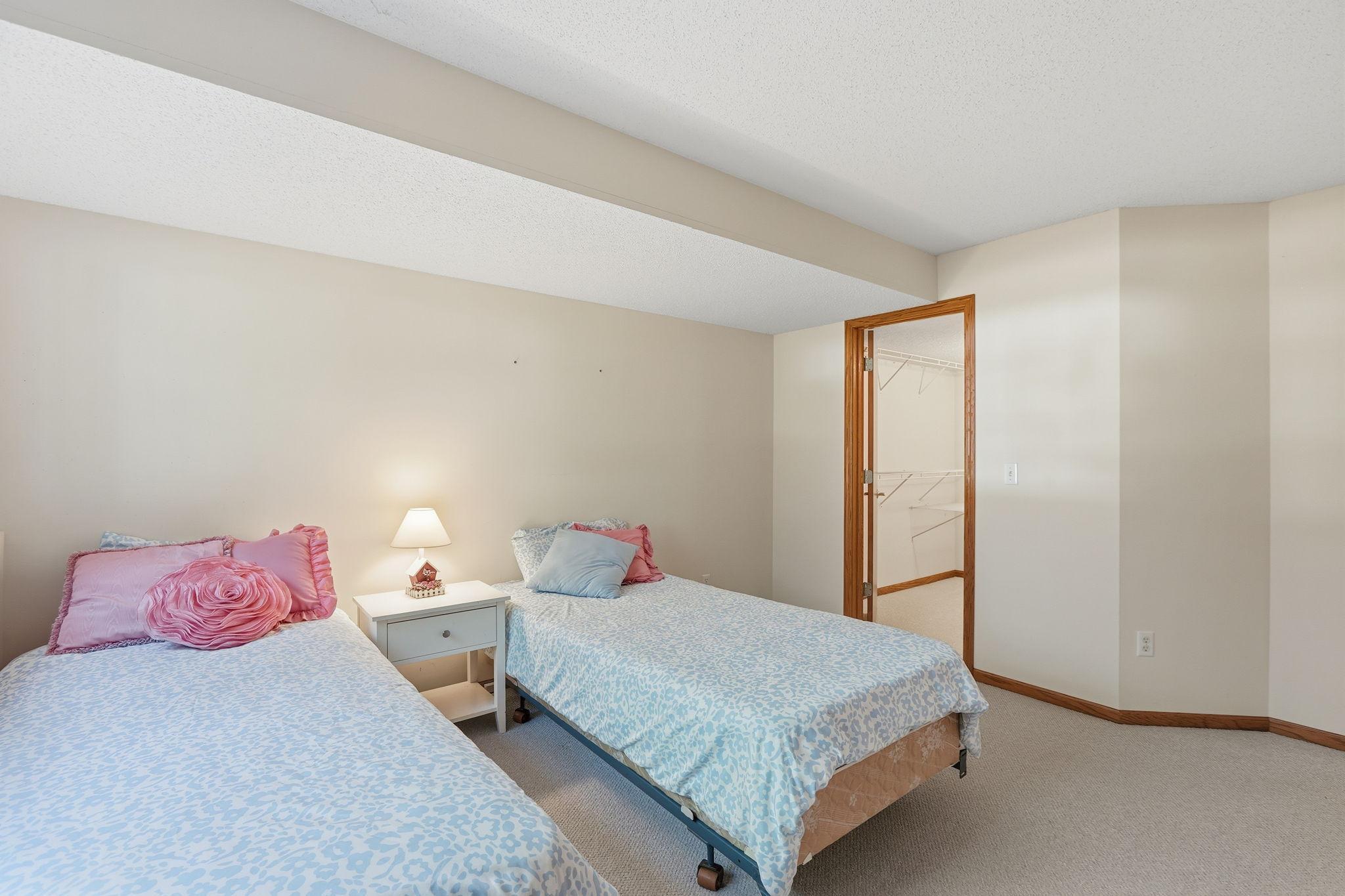 View of Residential at 5758 Willow Lane, Shoreview MN 55126, Shoreview (37 of 55) - Mike Wilen | Minnesota Team Real Estate